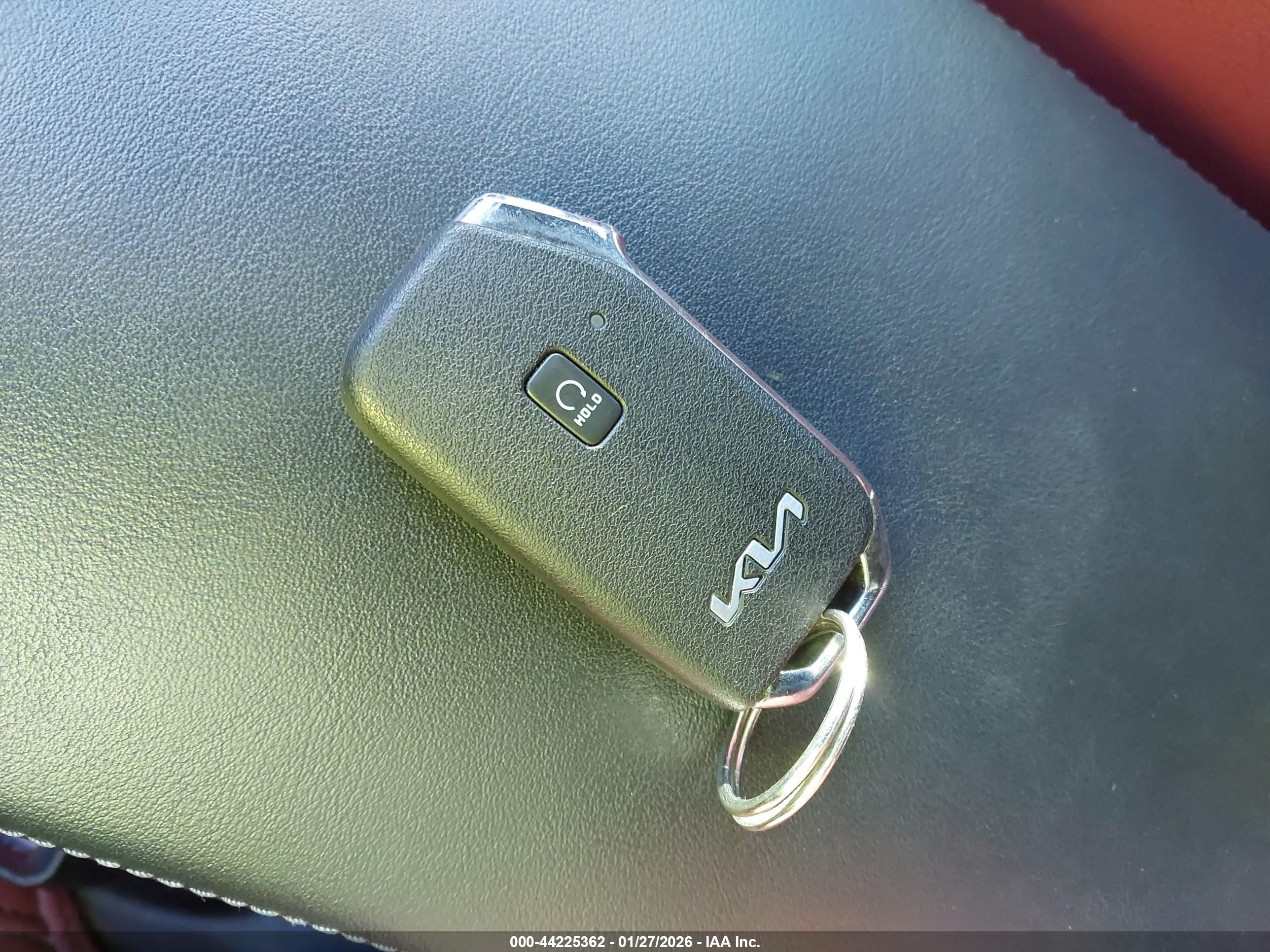 KIA STINGER image 11