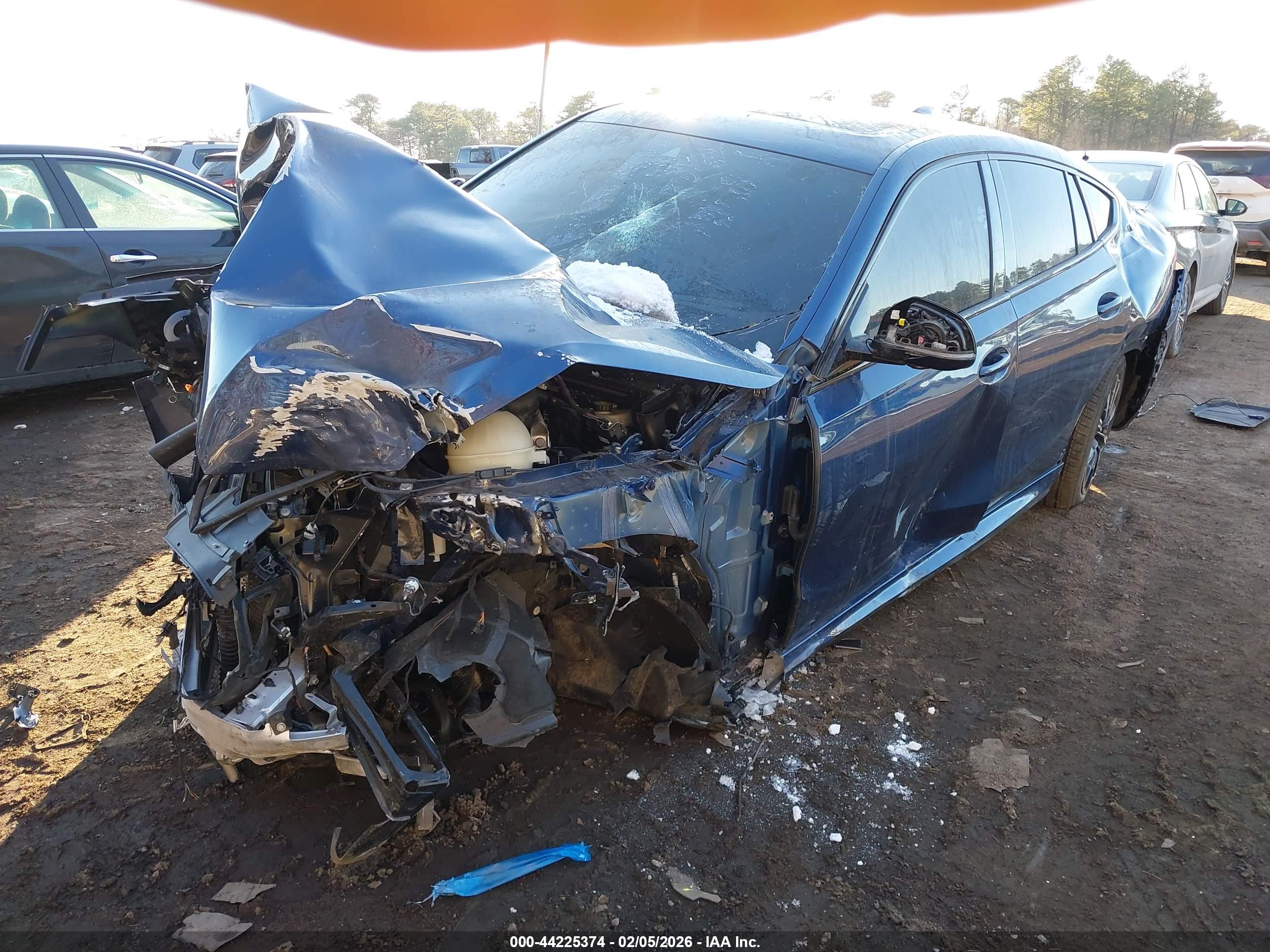BMW X6 image 2