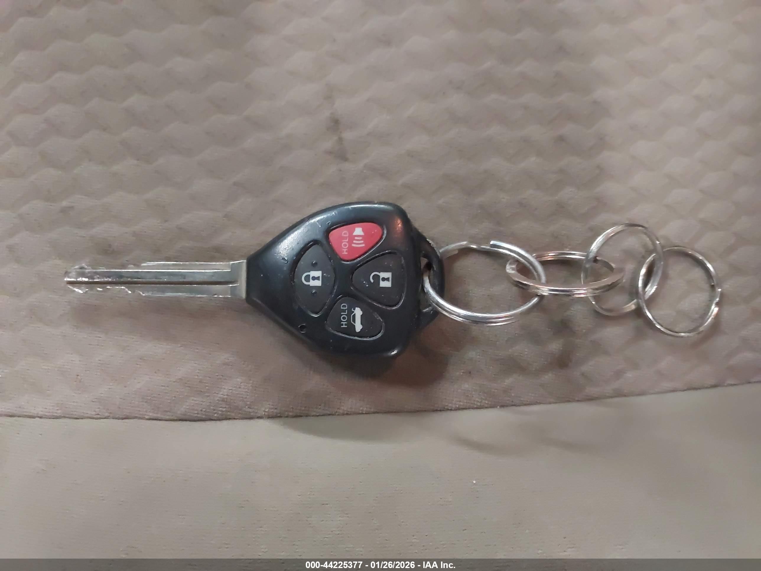 TOYOTA CAMRY image 11