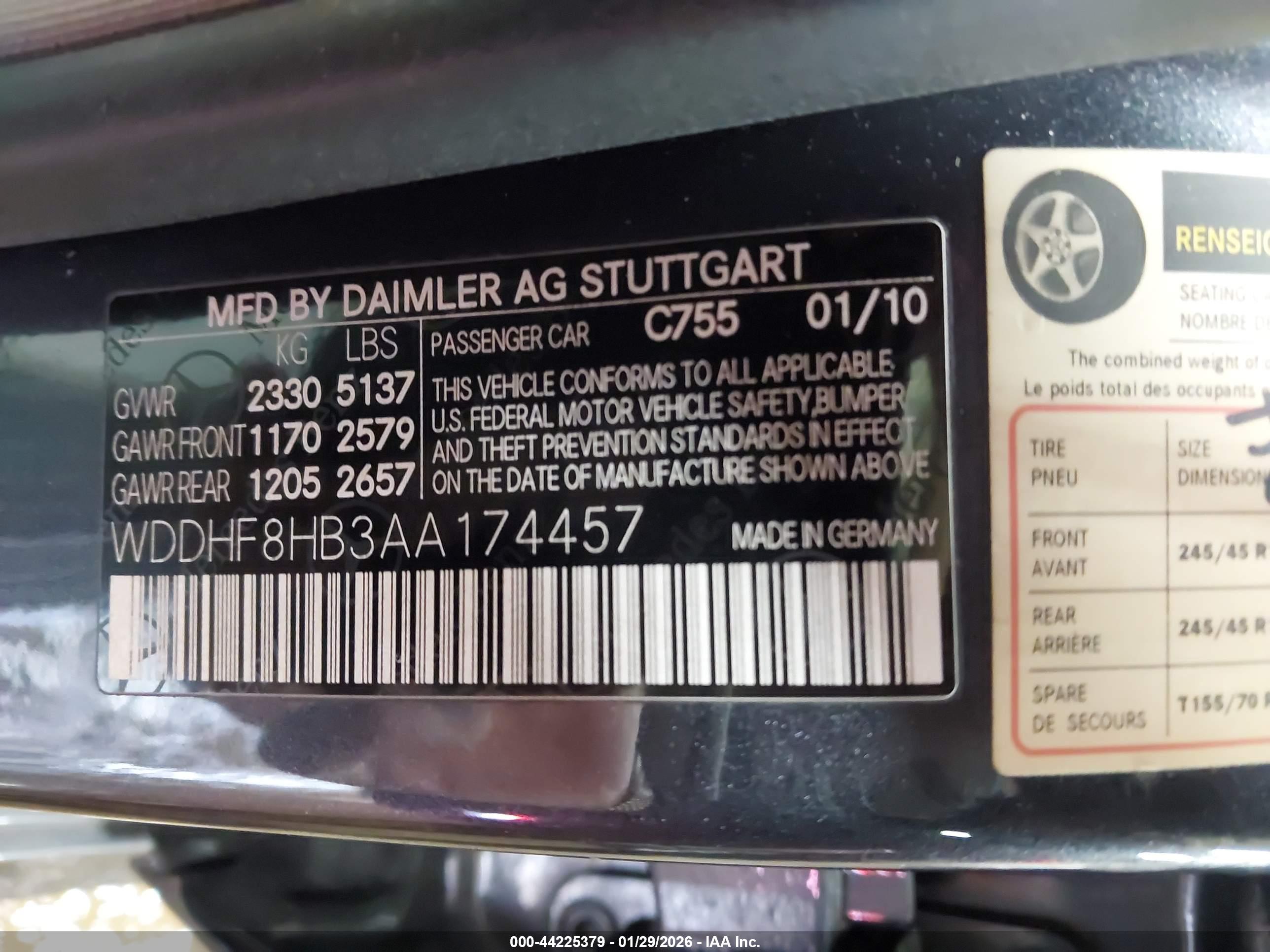 MERCEDES-BENZ E image 9