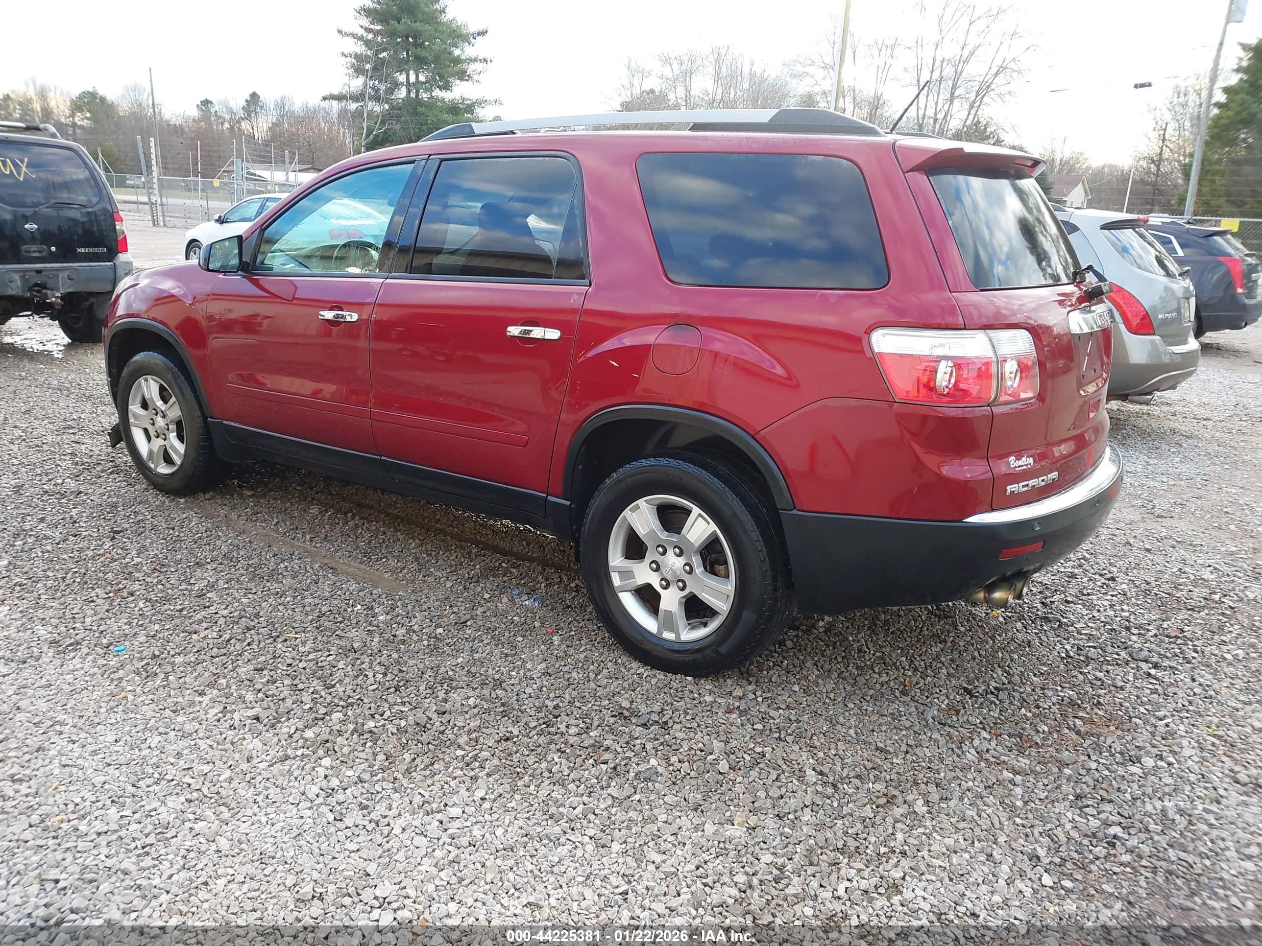 GMC ACADIA image 3