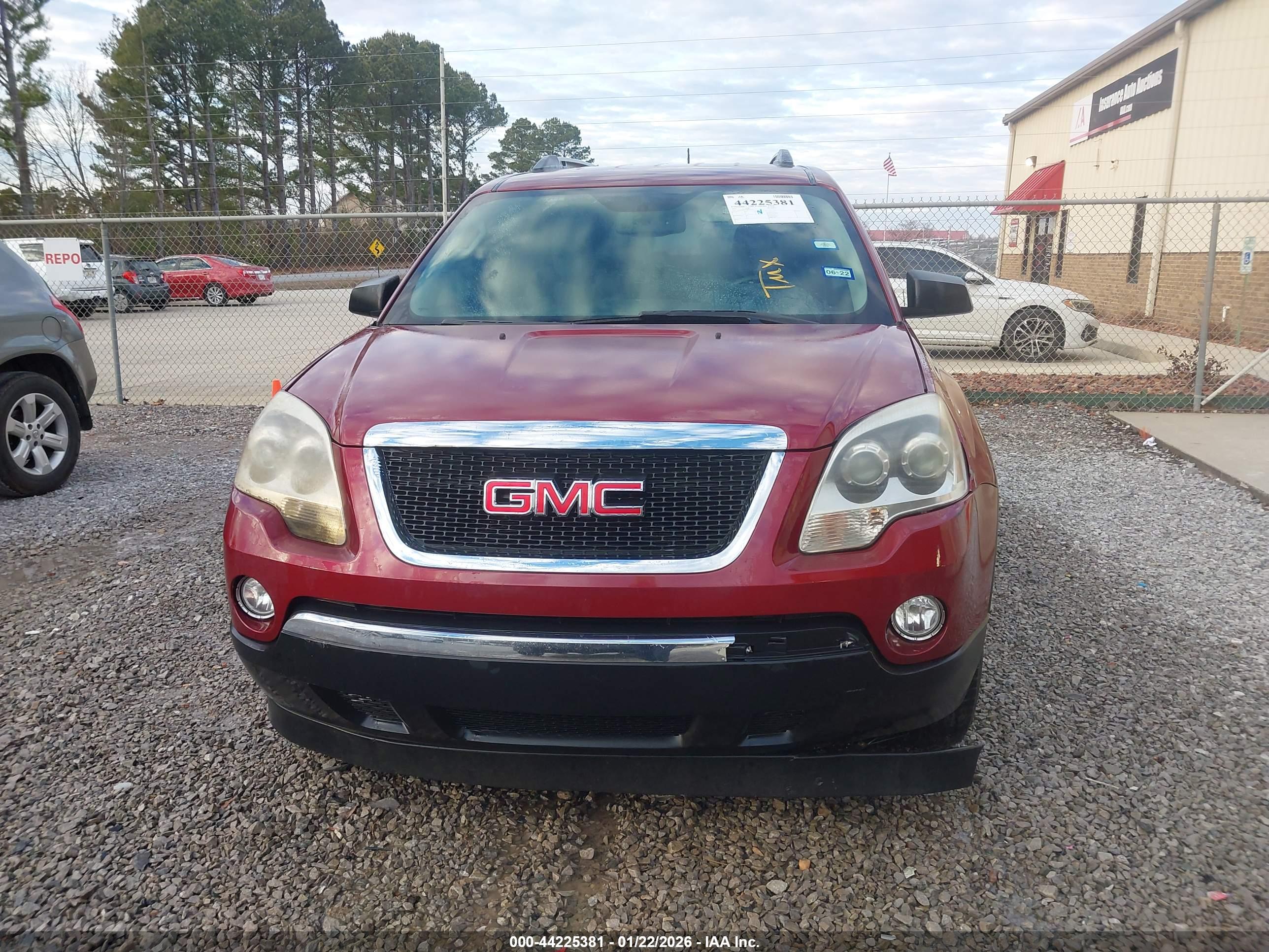 GMC ACADIA image 6