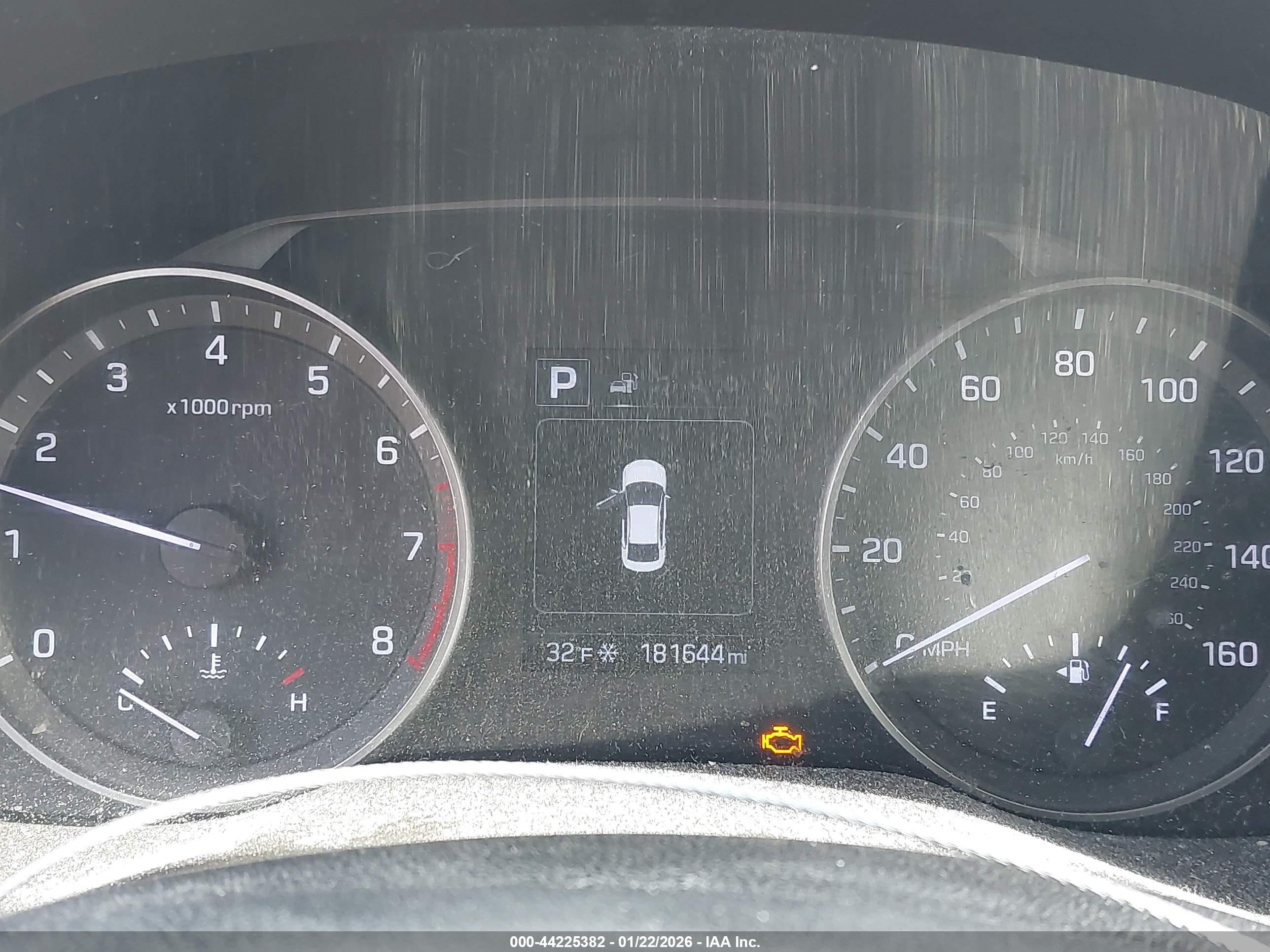 HYUNDAI ELANTRA image 7