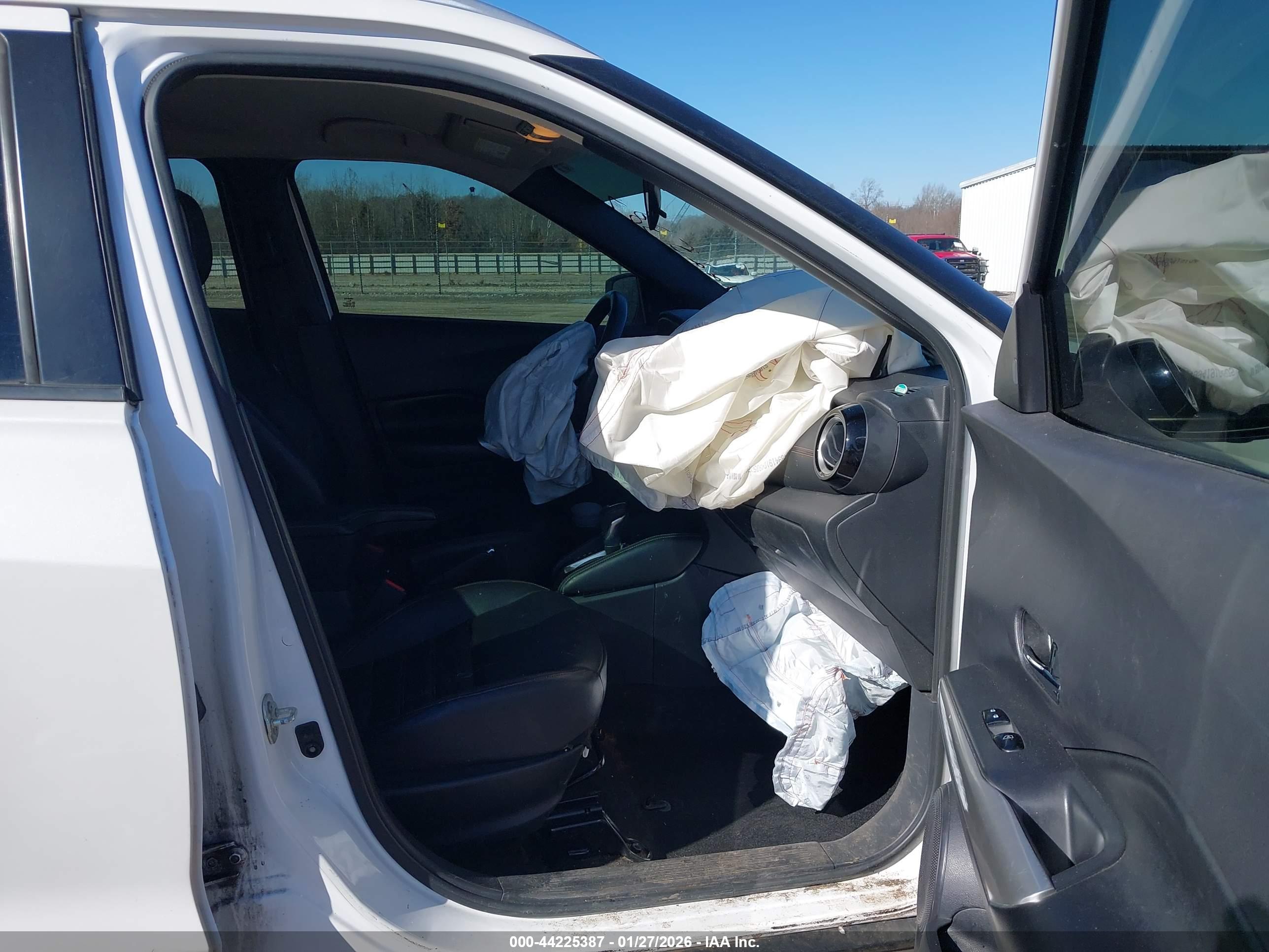 NISSAN KICKS image 5