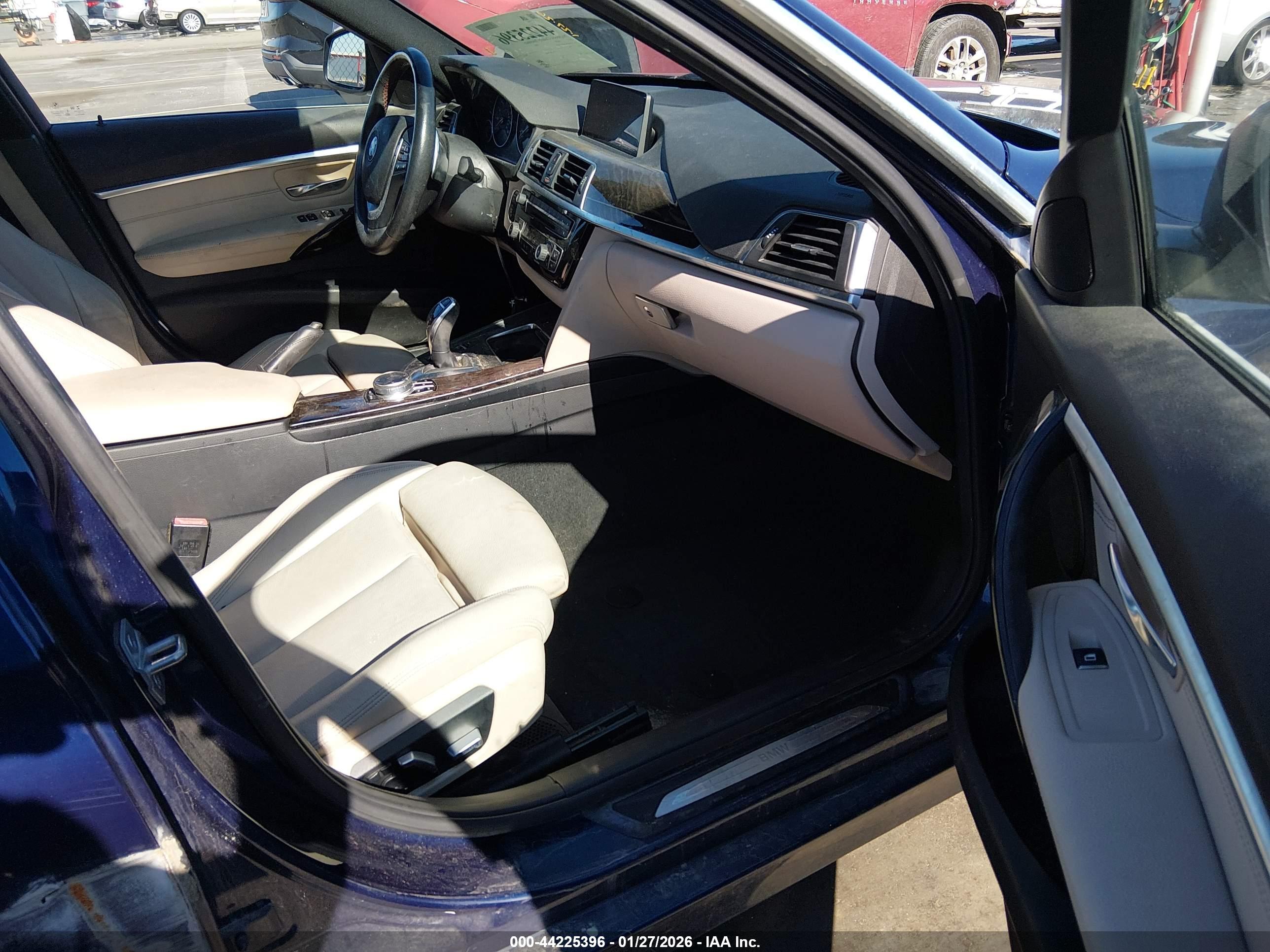 BMW 330I image 5