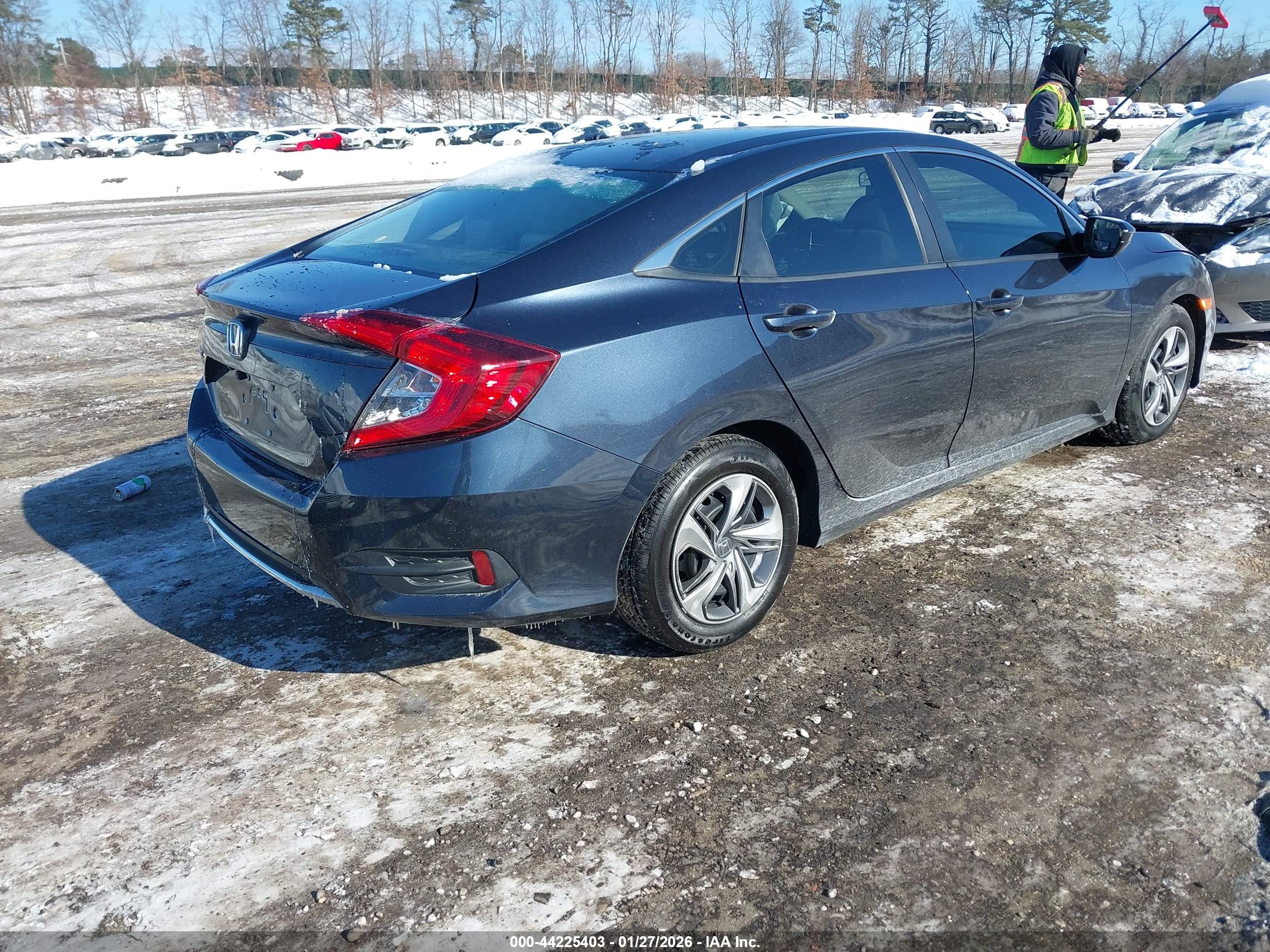 HONDA CIVIC image 4