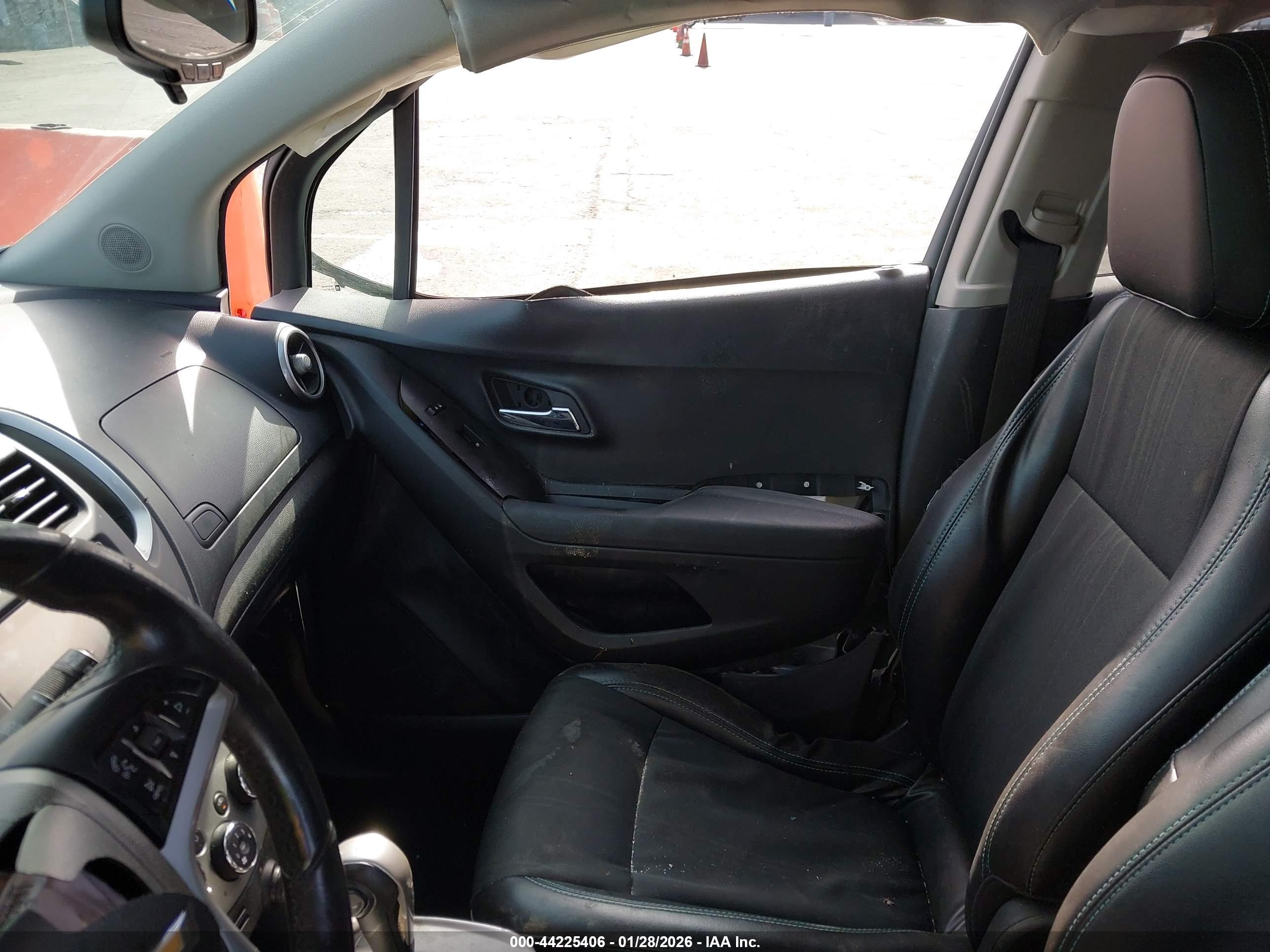 CHEVROLET TRAX image 5
