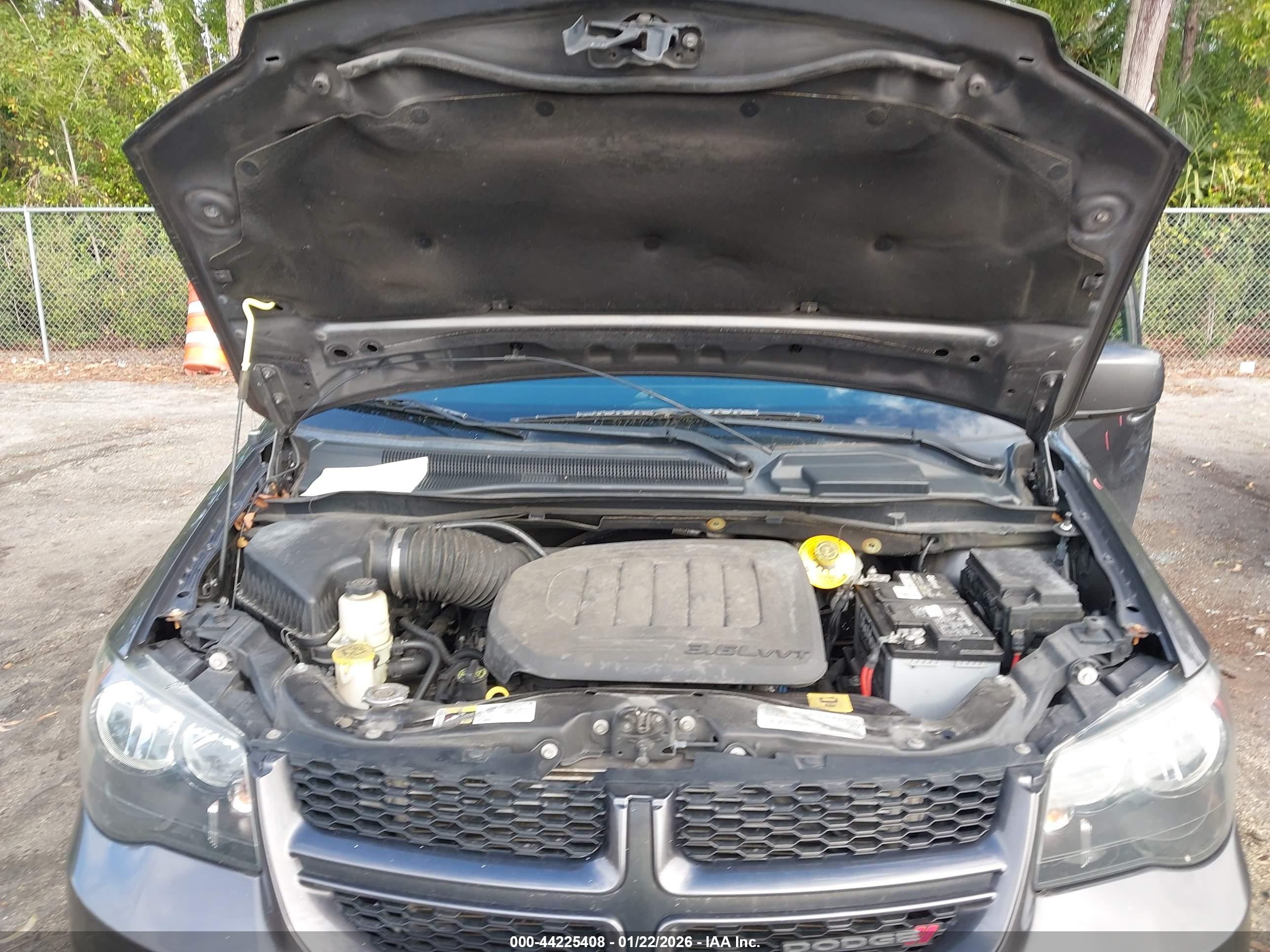 DODGE GRAND image 10
