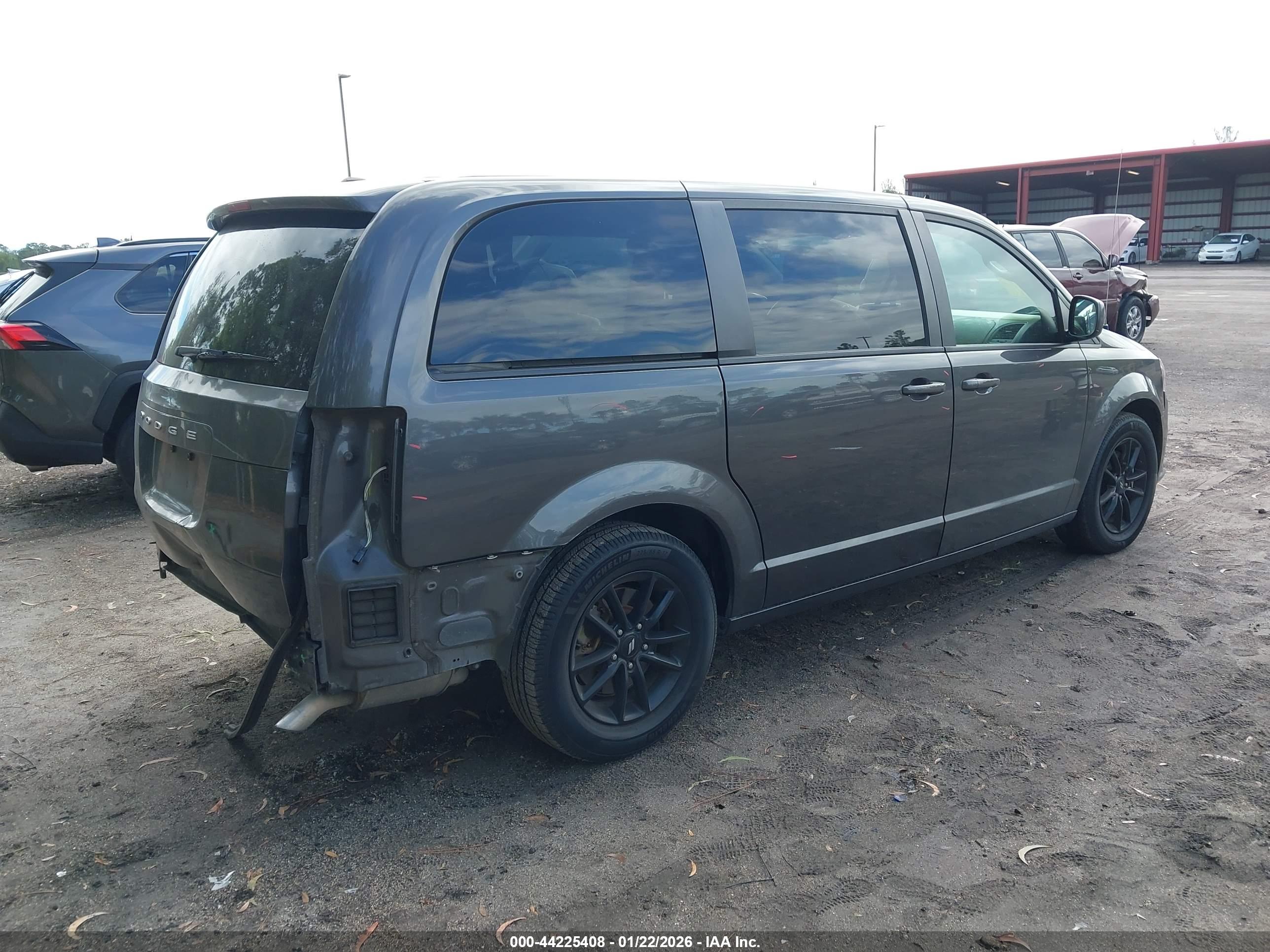 DODGE GRAND image 4