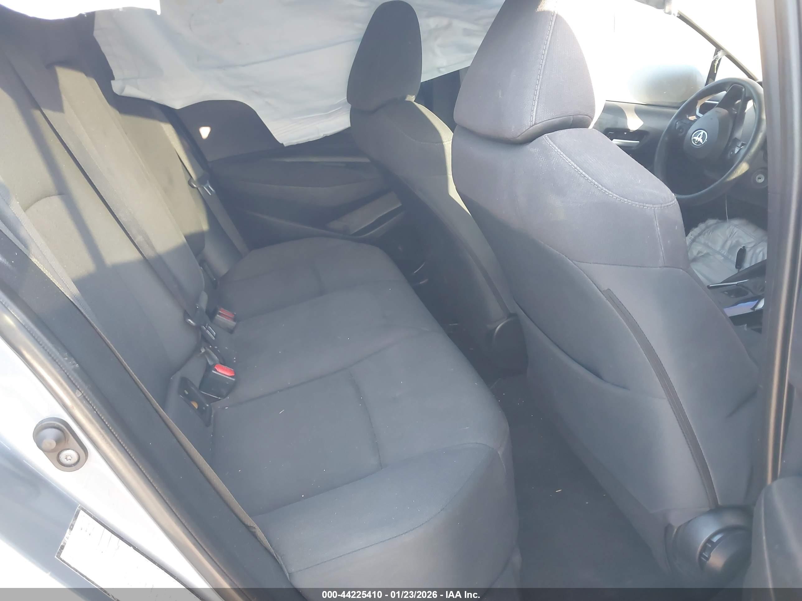 TOYOTA COROLLA image 8