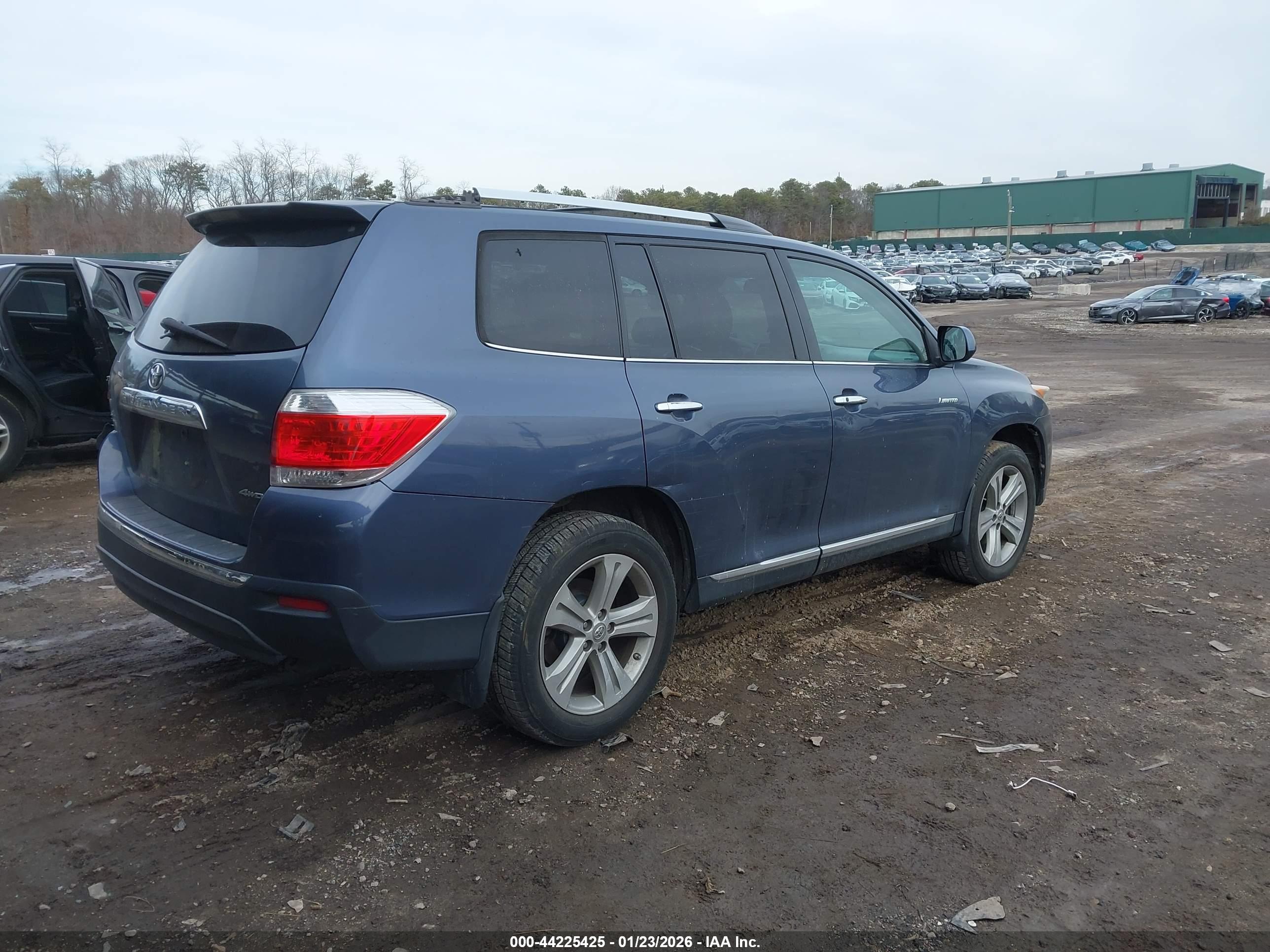 TOYOTA HIGHLANDER image 4
