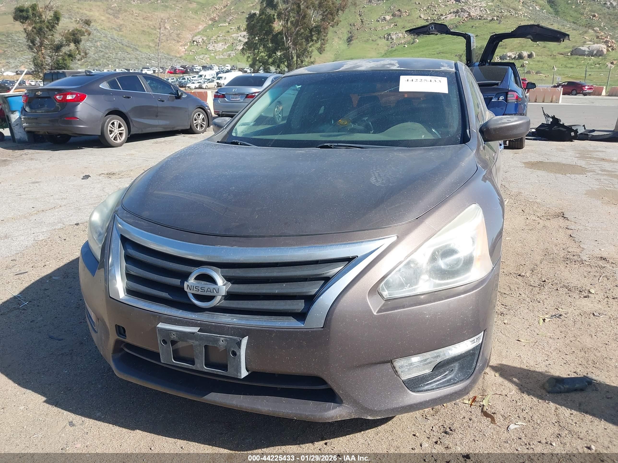 NISSAN ALTIMA image 6