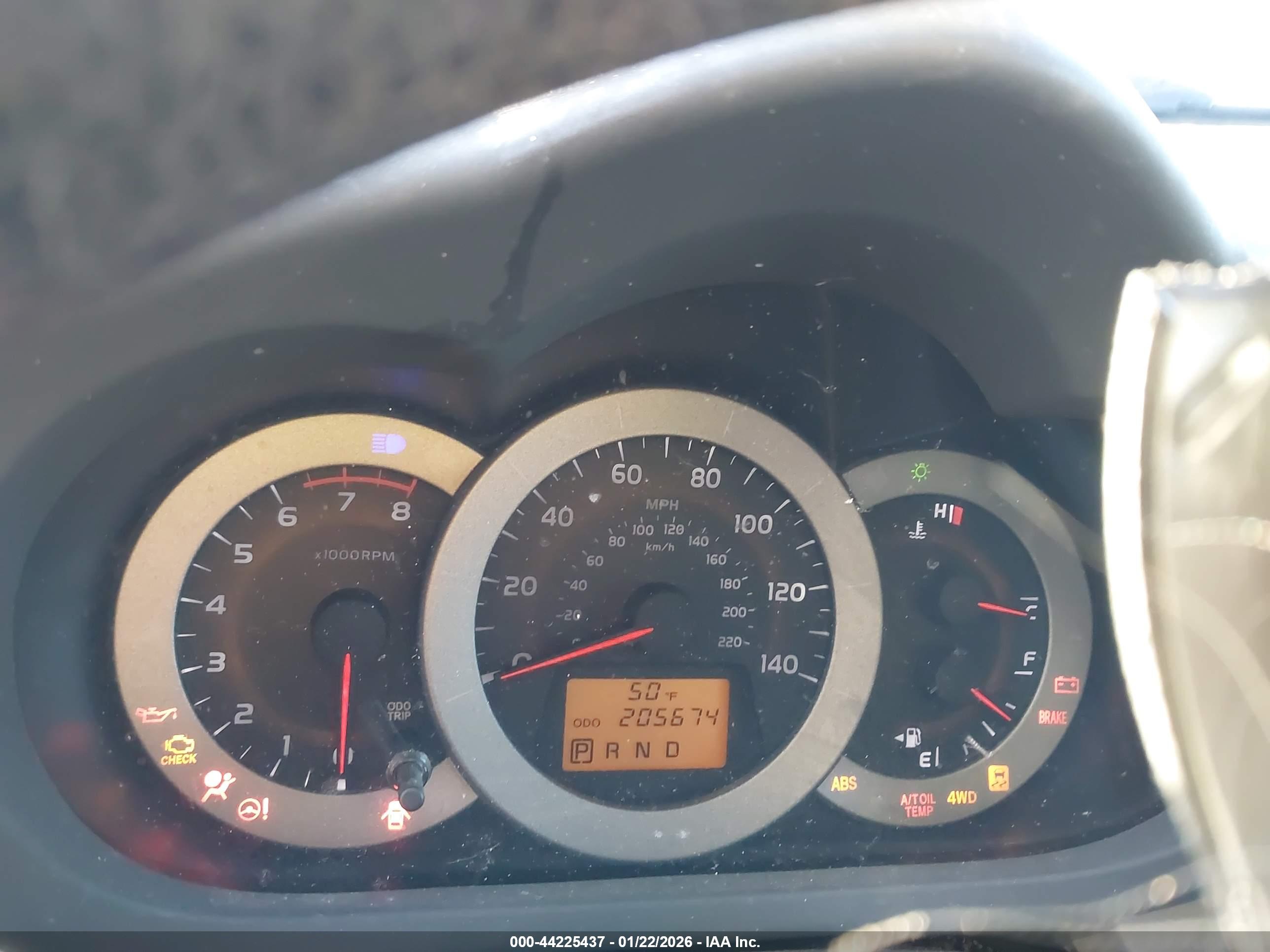 TOYOTA RAV4 image 7