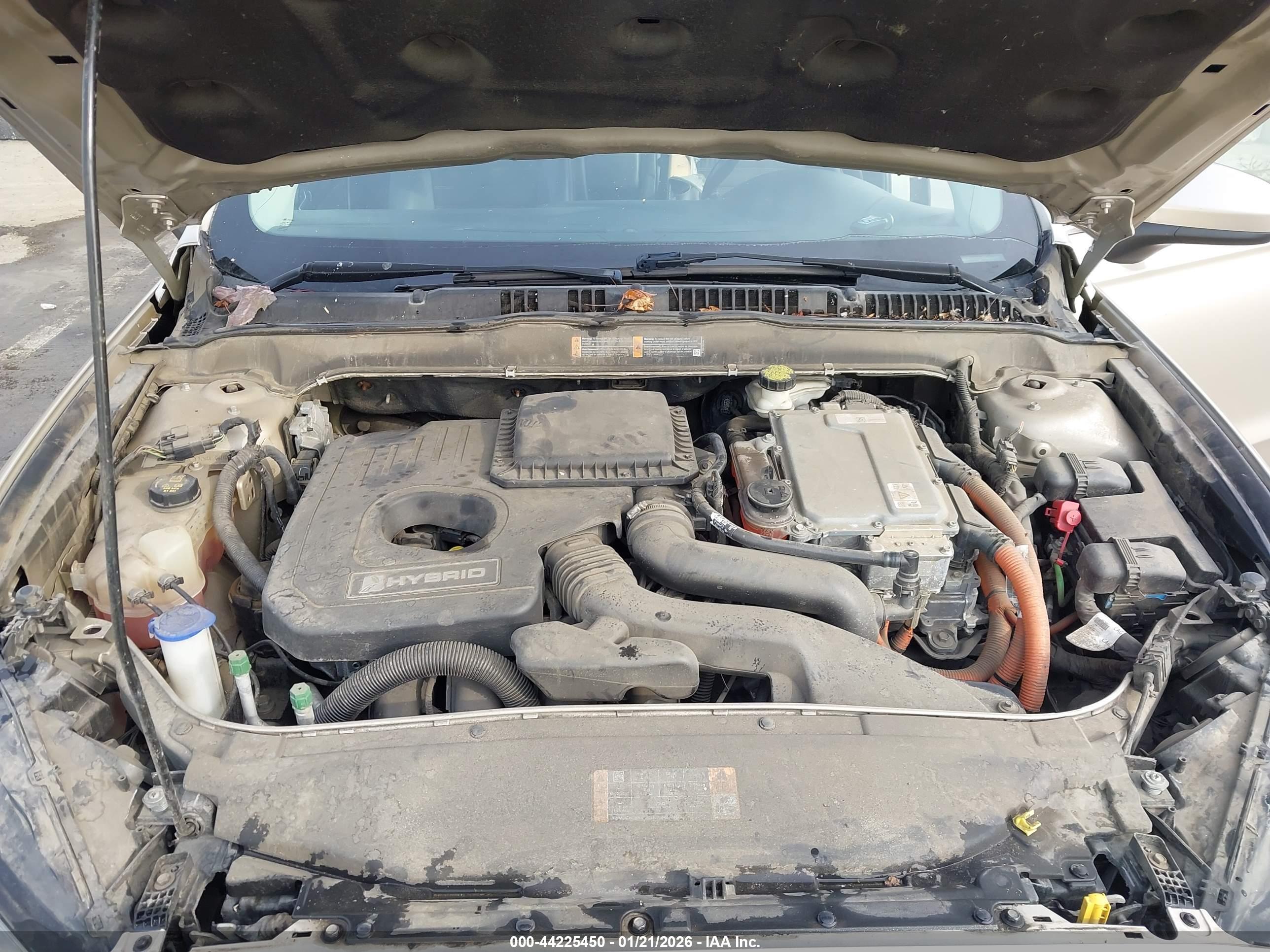 FORD FUSION image 10