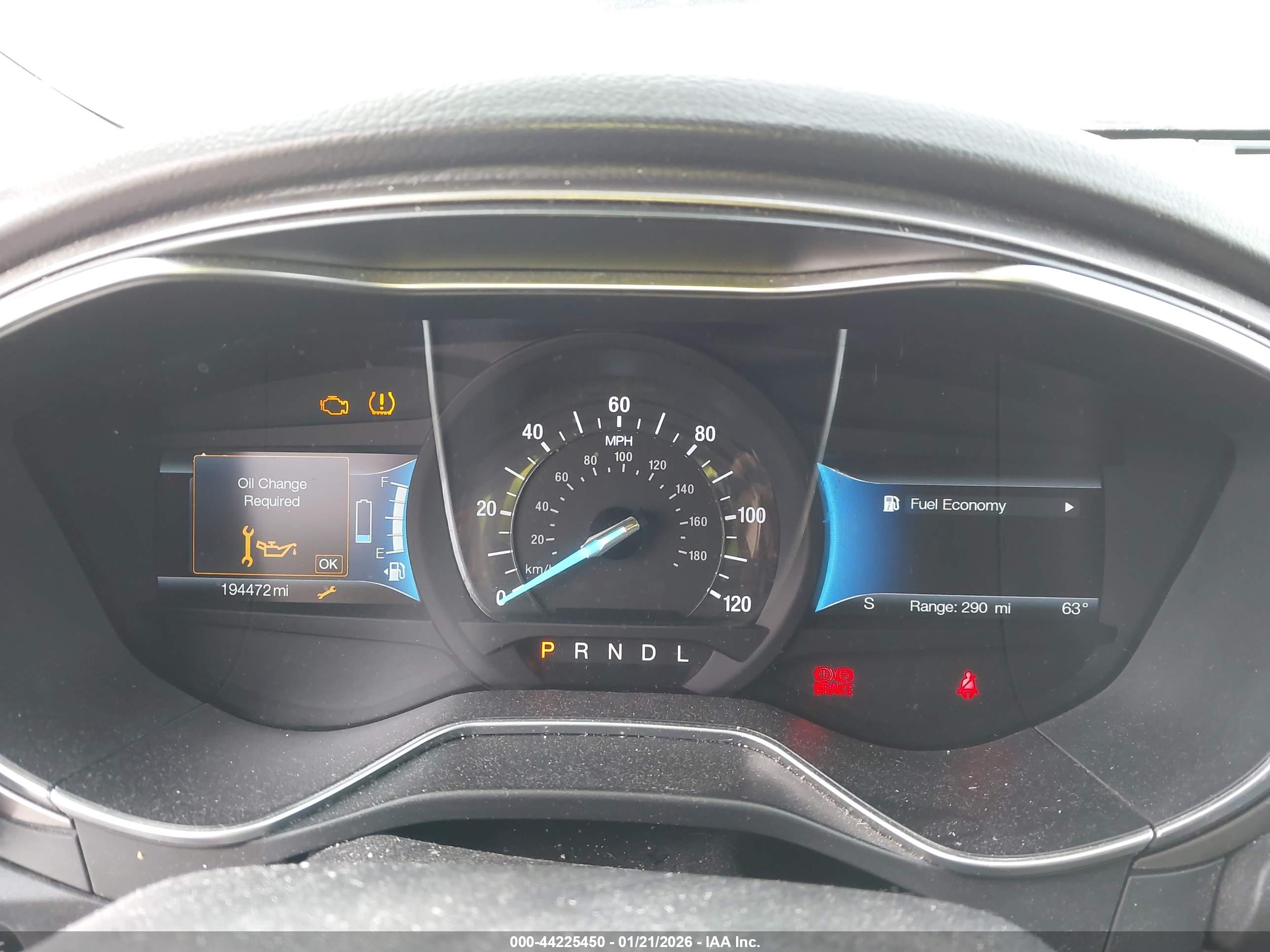 FORD FUSION image 7
