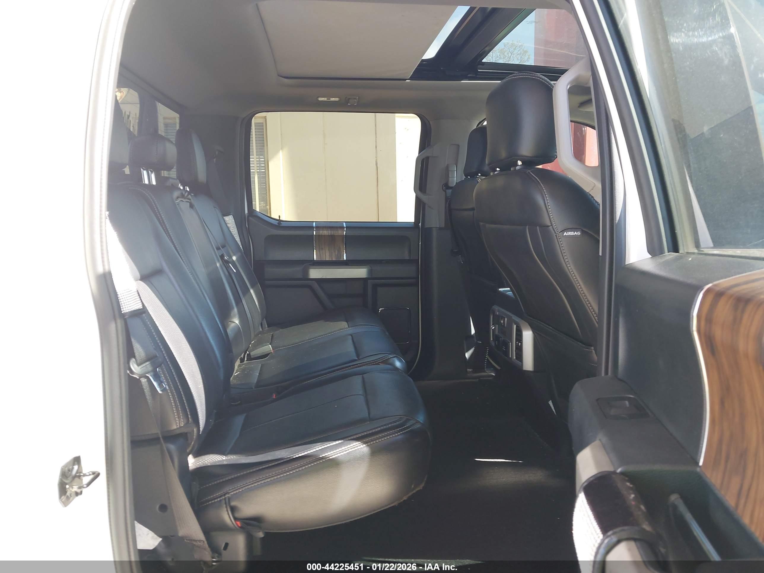 FORD F-150 image 8