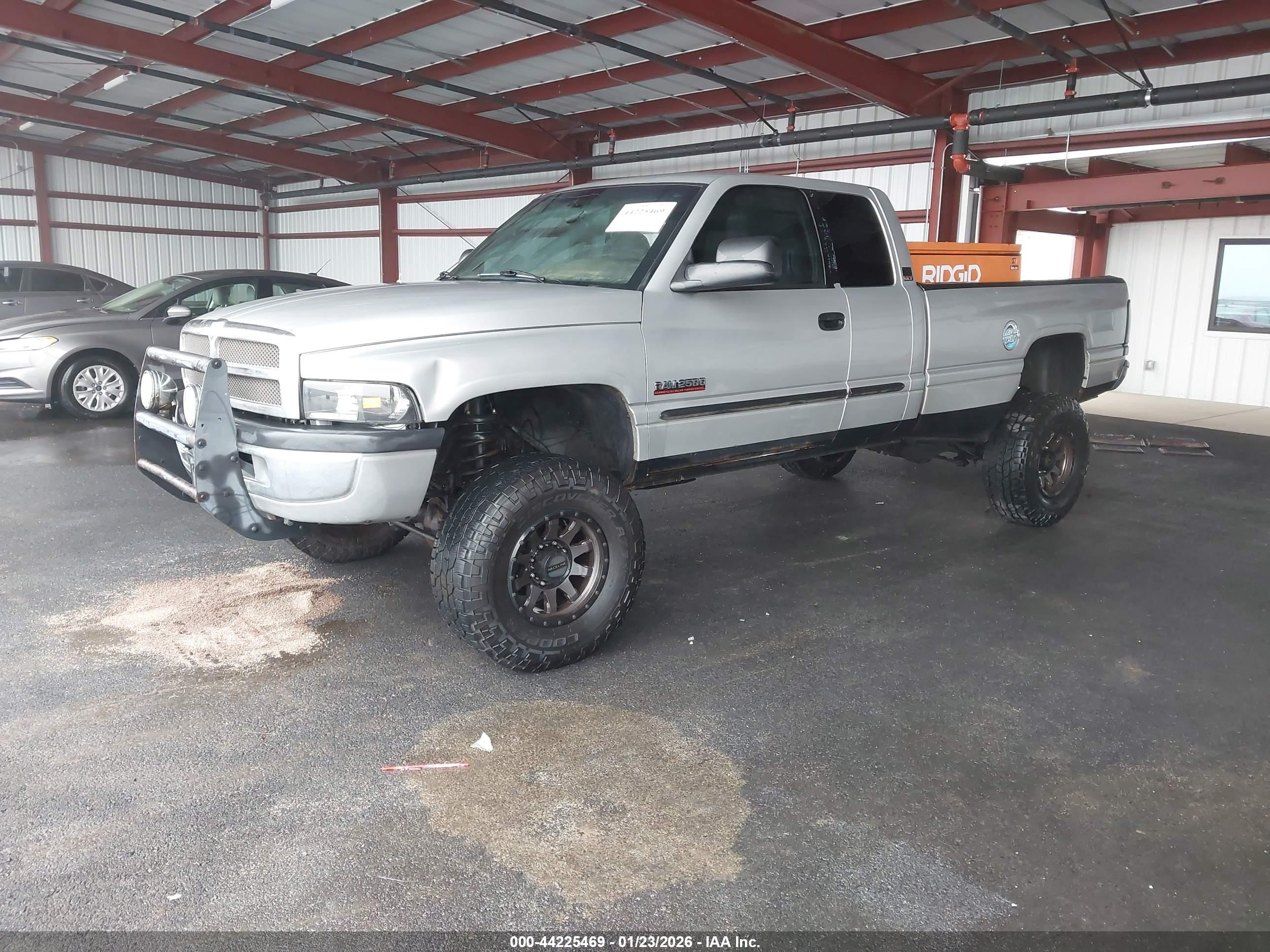 DODGE RAM image 2