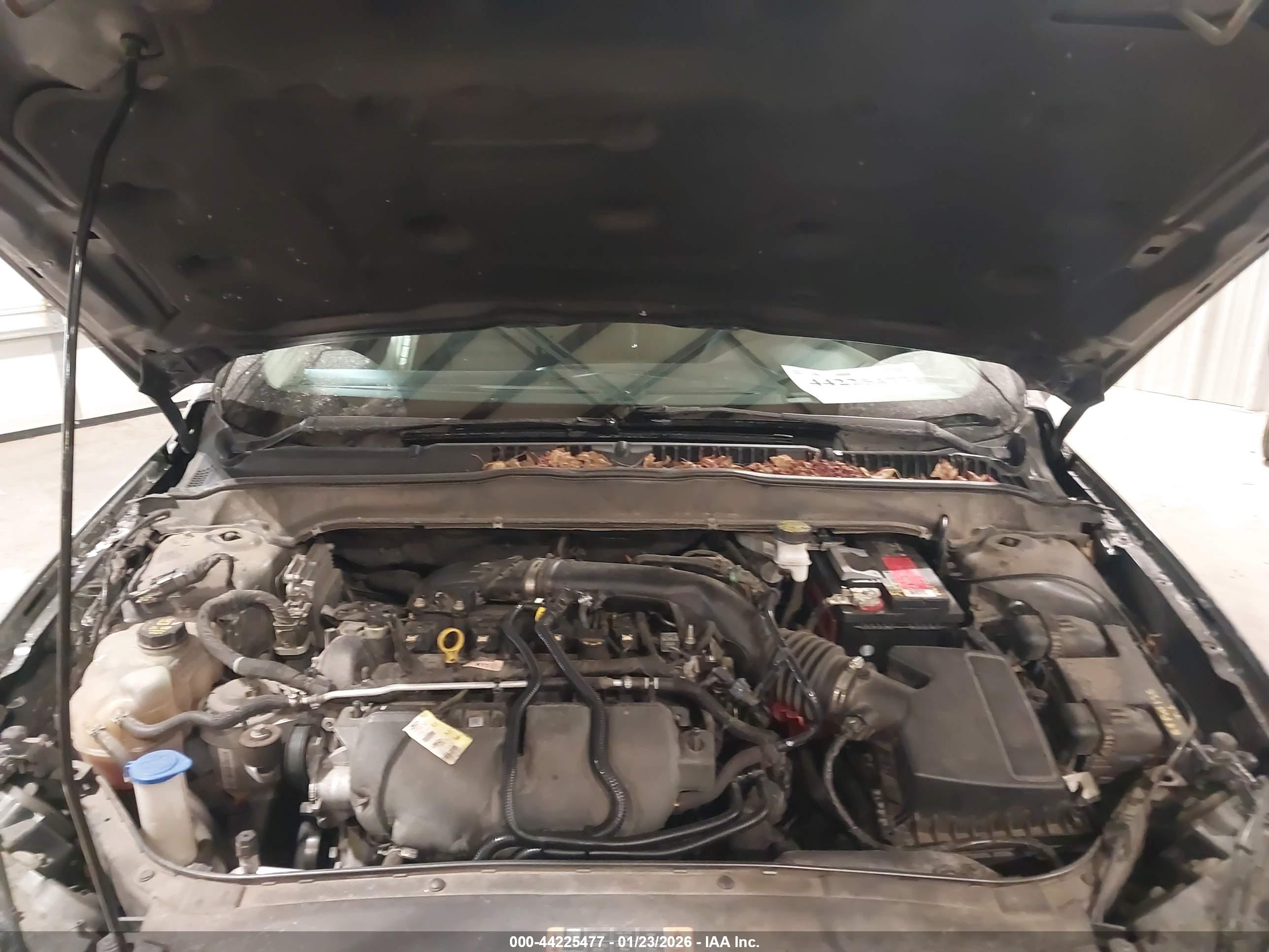 FORD FUSION image 10