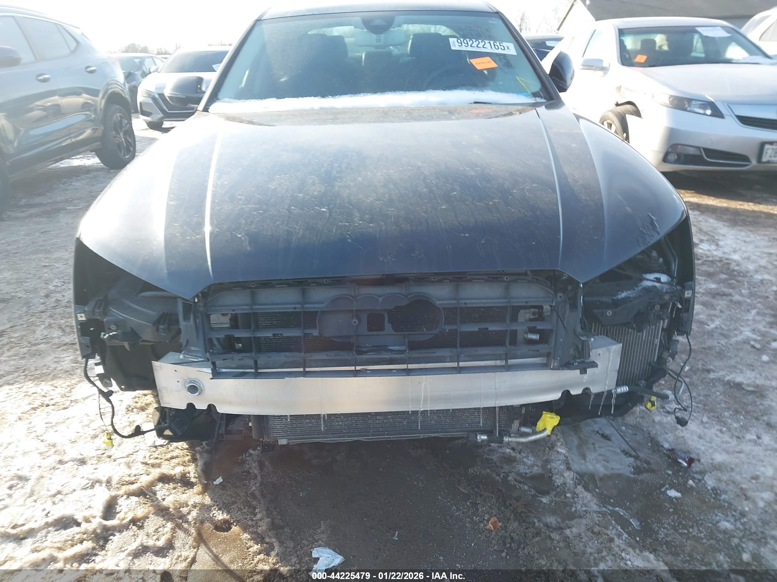 AUDI A8 image 6