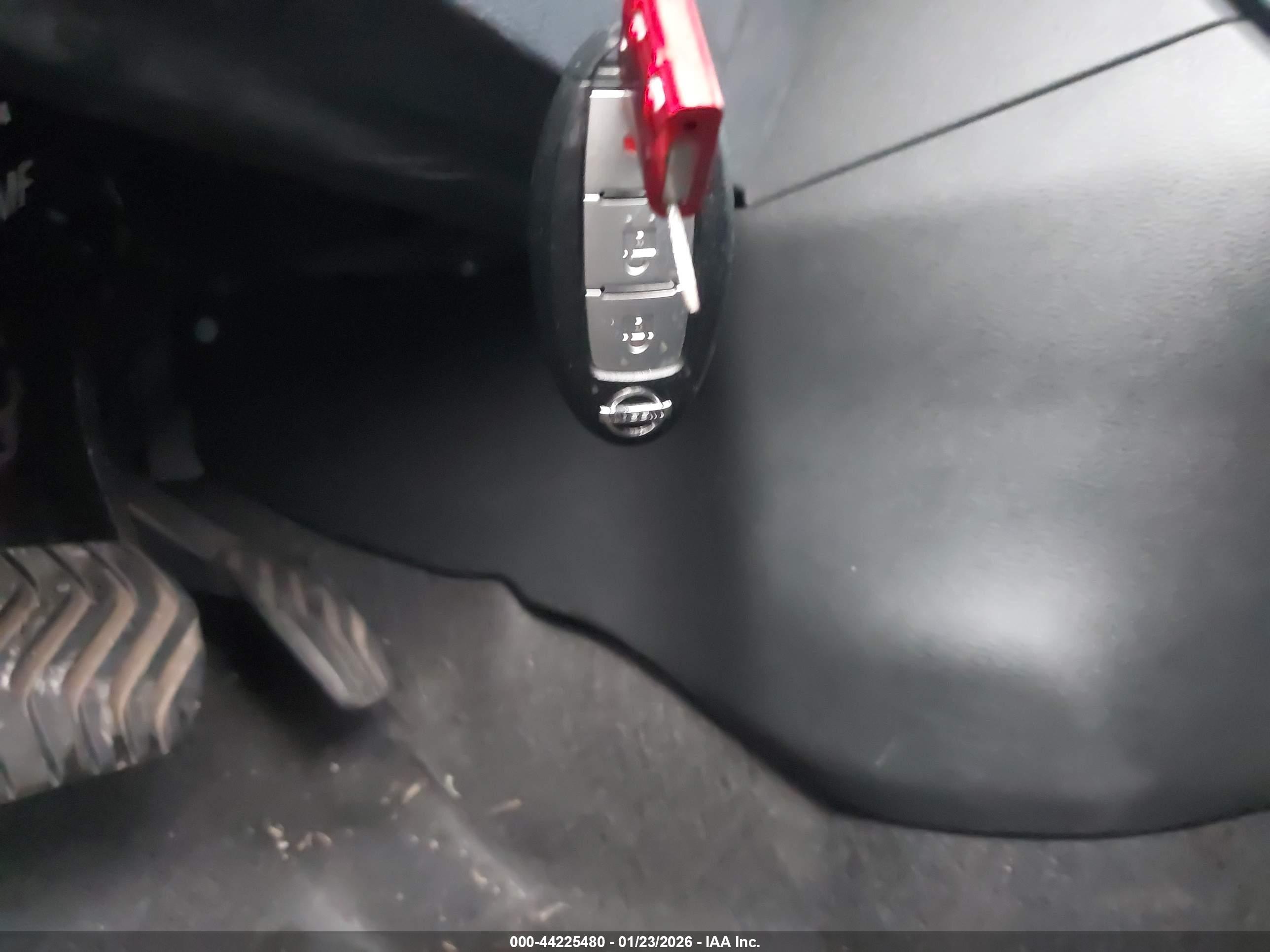 NISSAN KICKS image 11