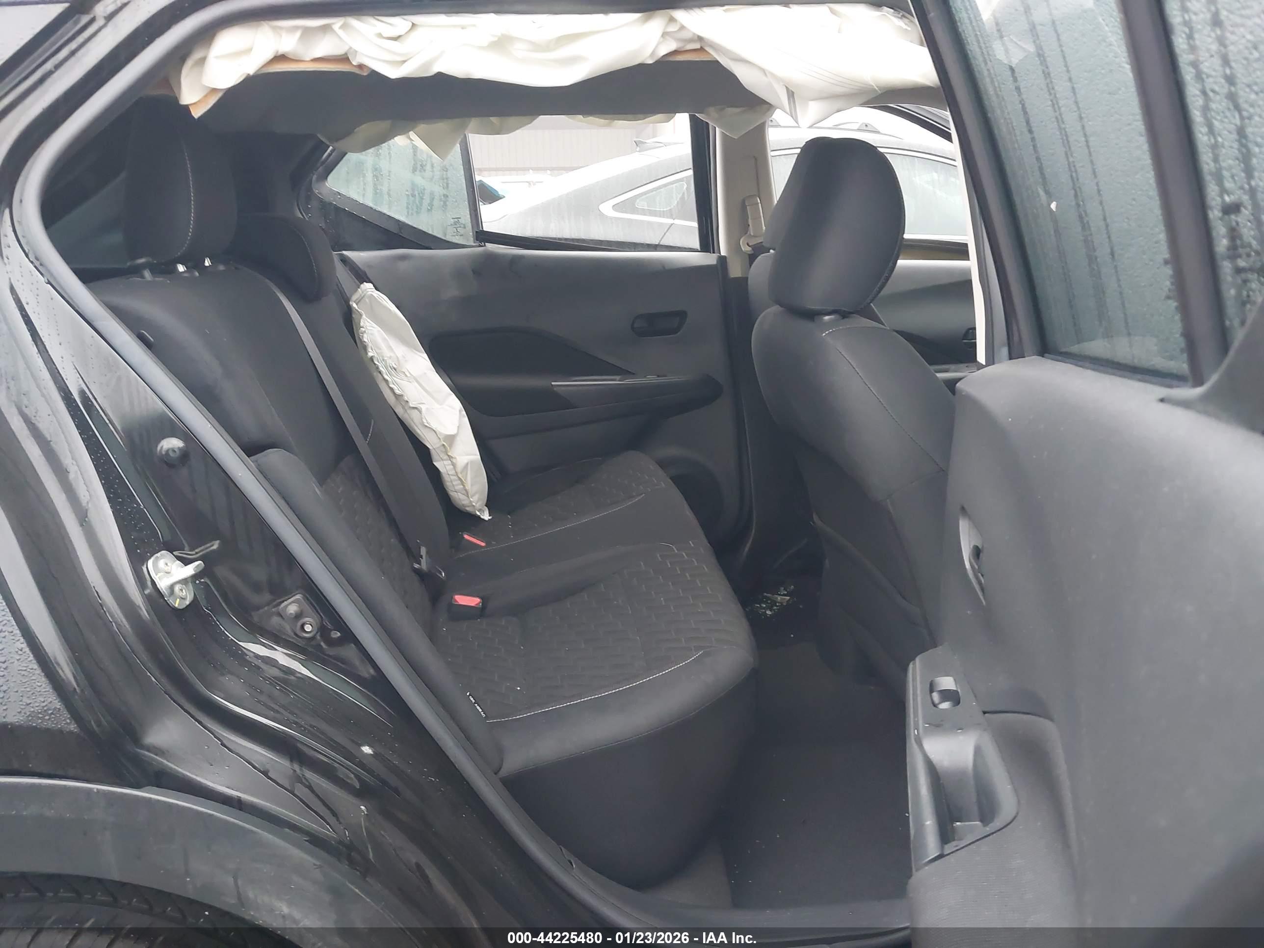 NISSAN KICKS image 8