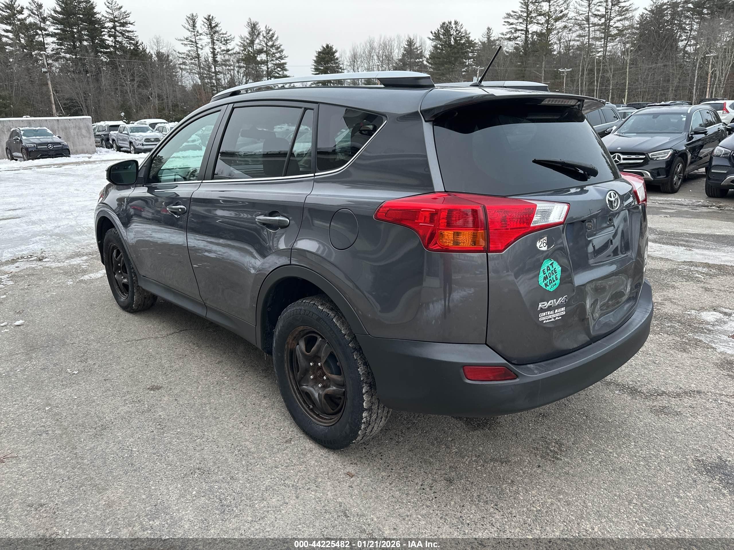 TOYOTA RAV4 image 3