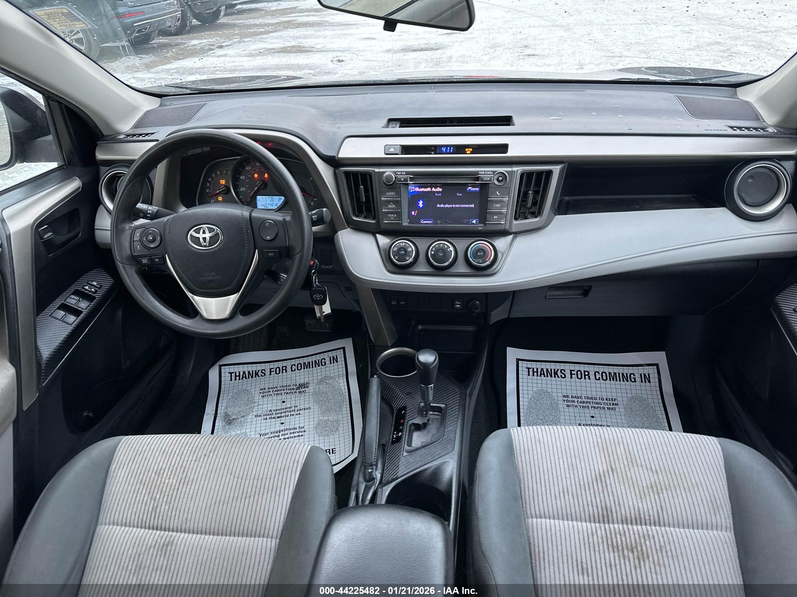 TOYOTA RAV4 image 6