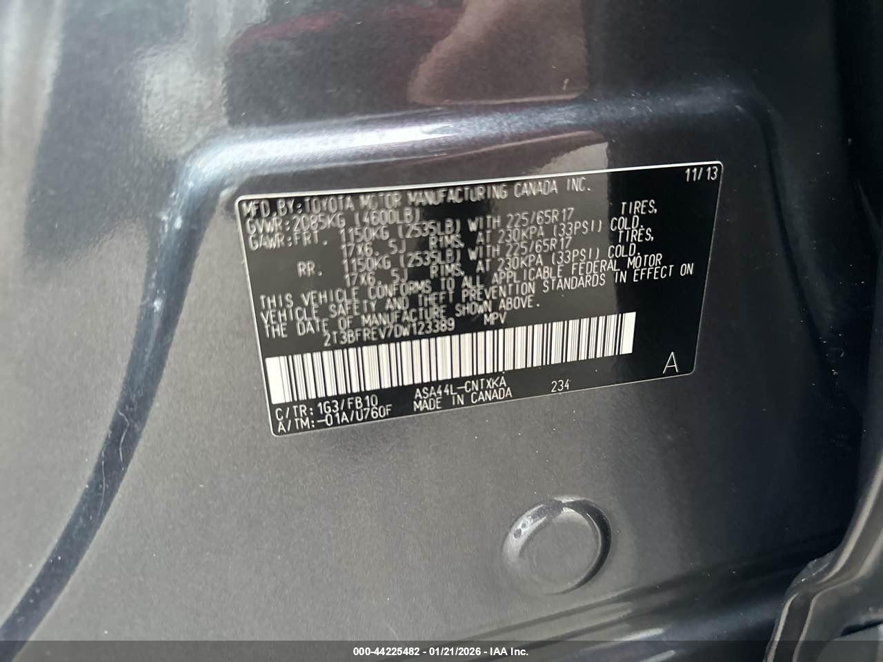 TOYOTA RAV4 image 9