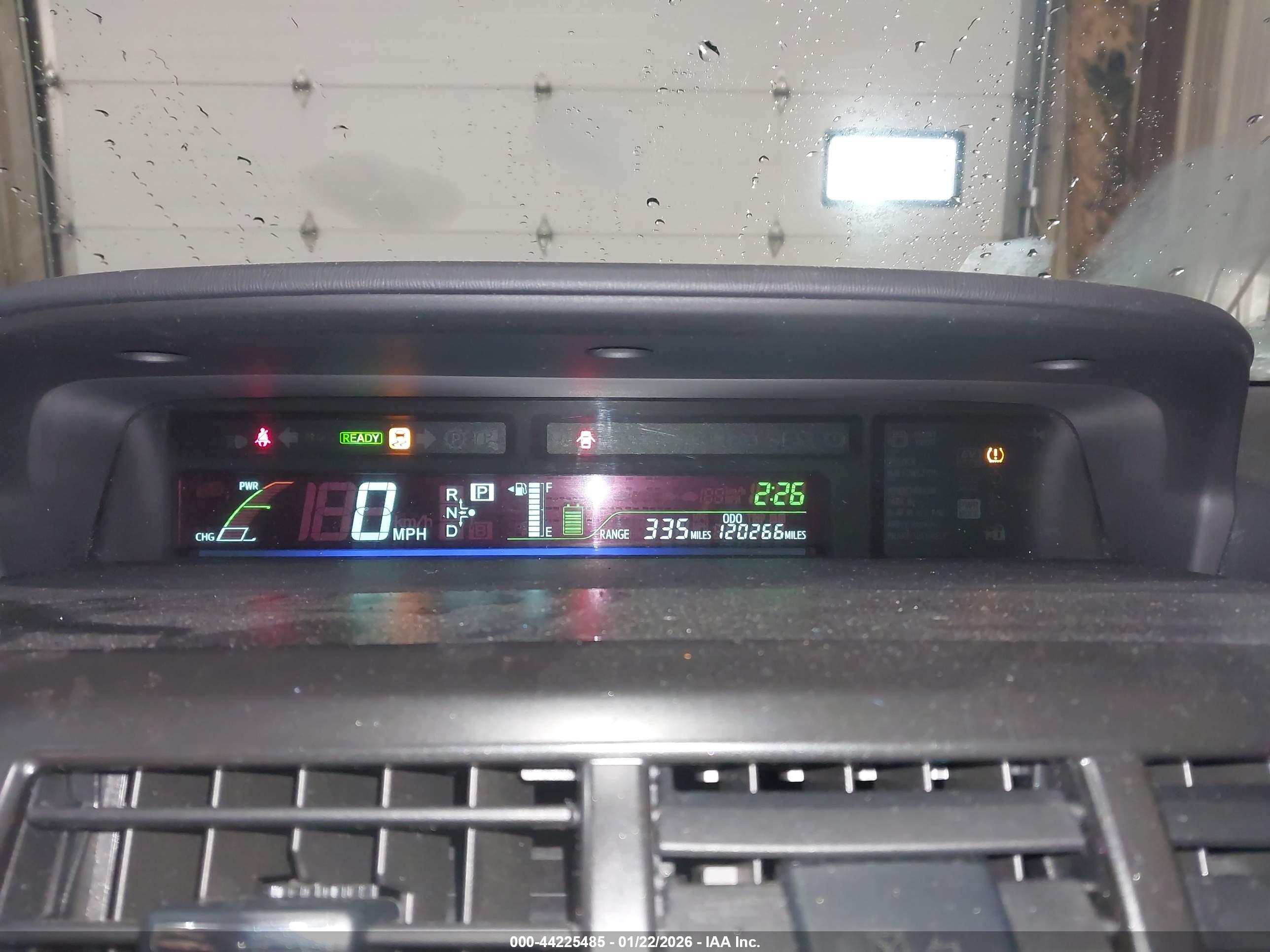 TOYOTA PRIUS image 7