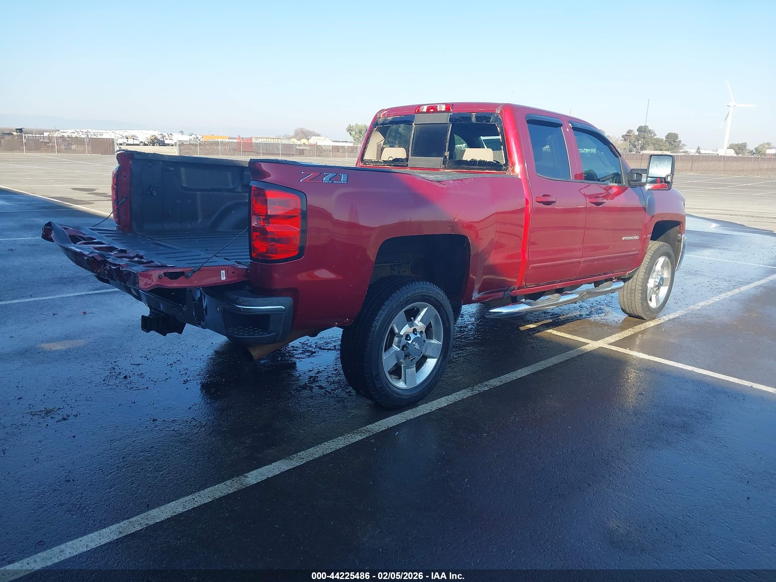 CHEVROLET SILVERADO image 4