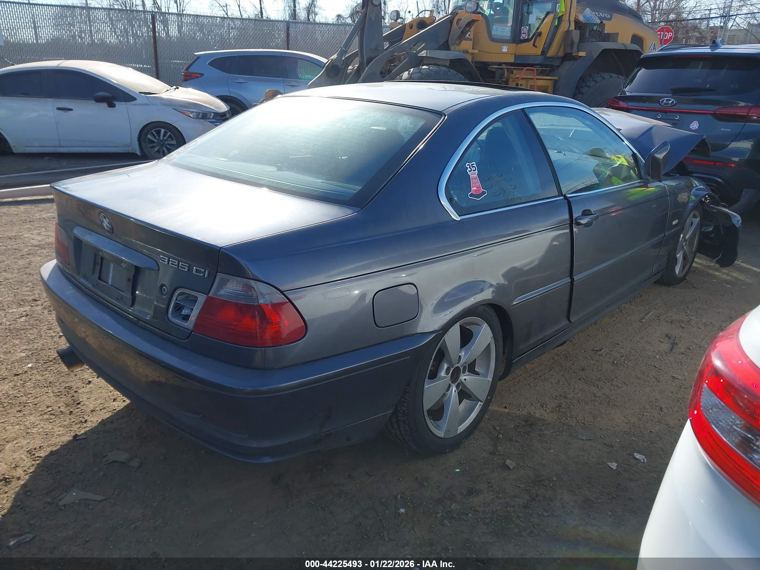 BMW 325CI image 4