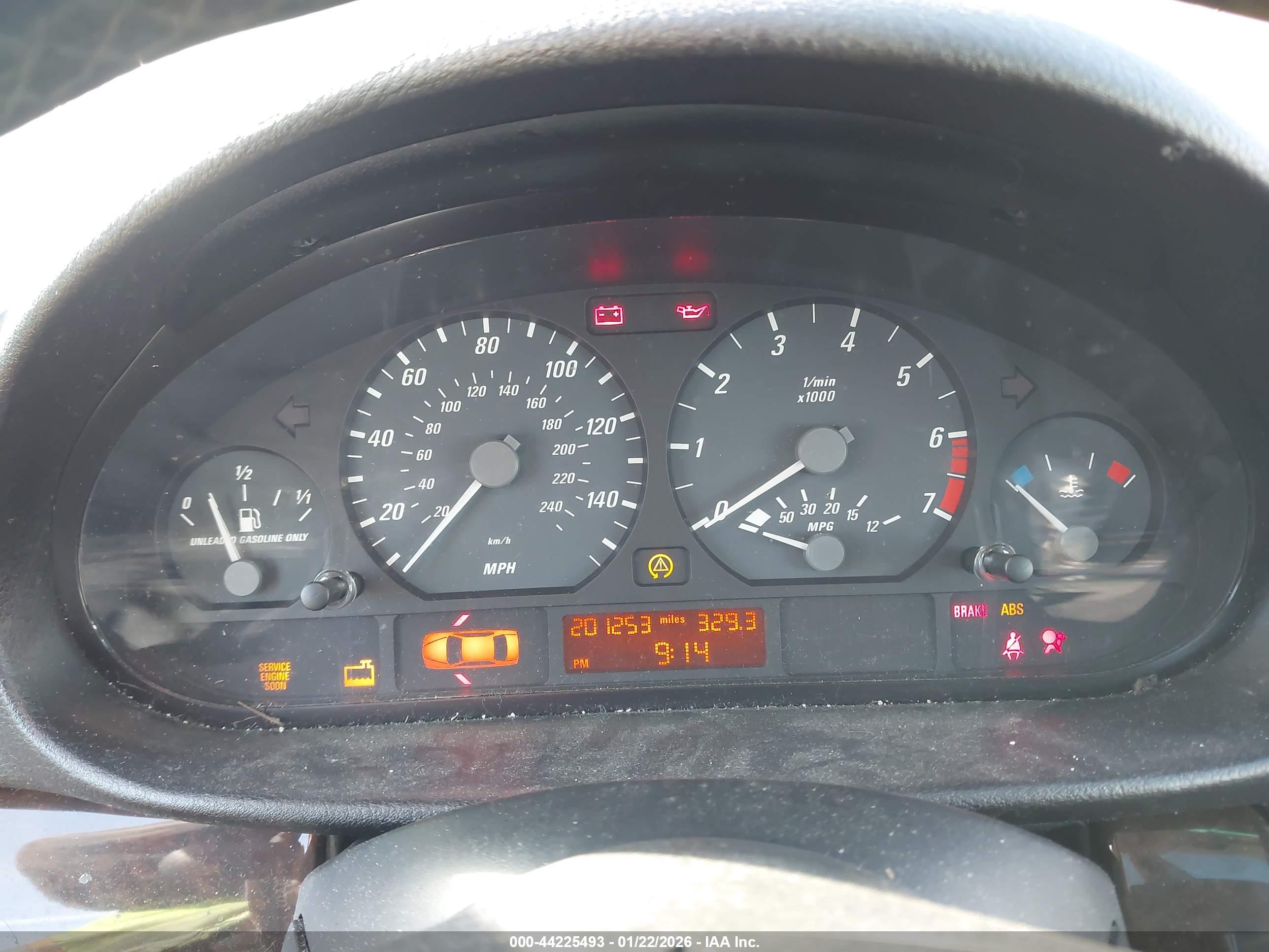 BMW 325CI image 7