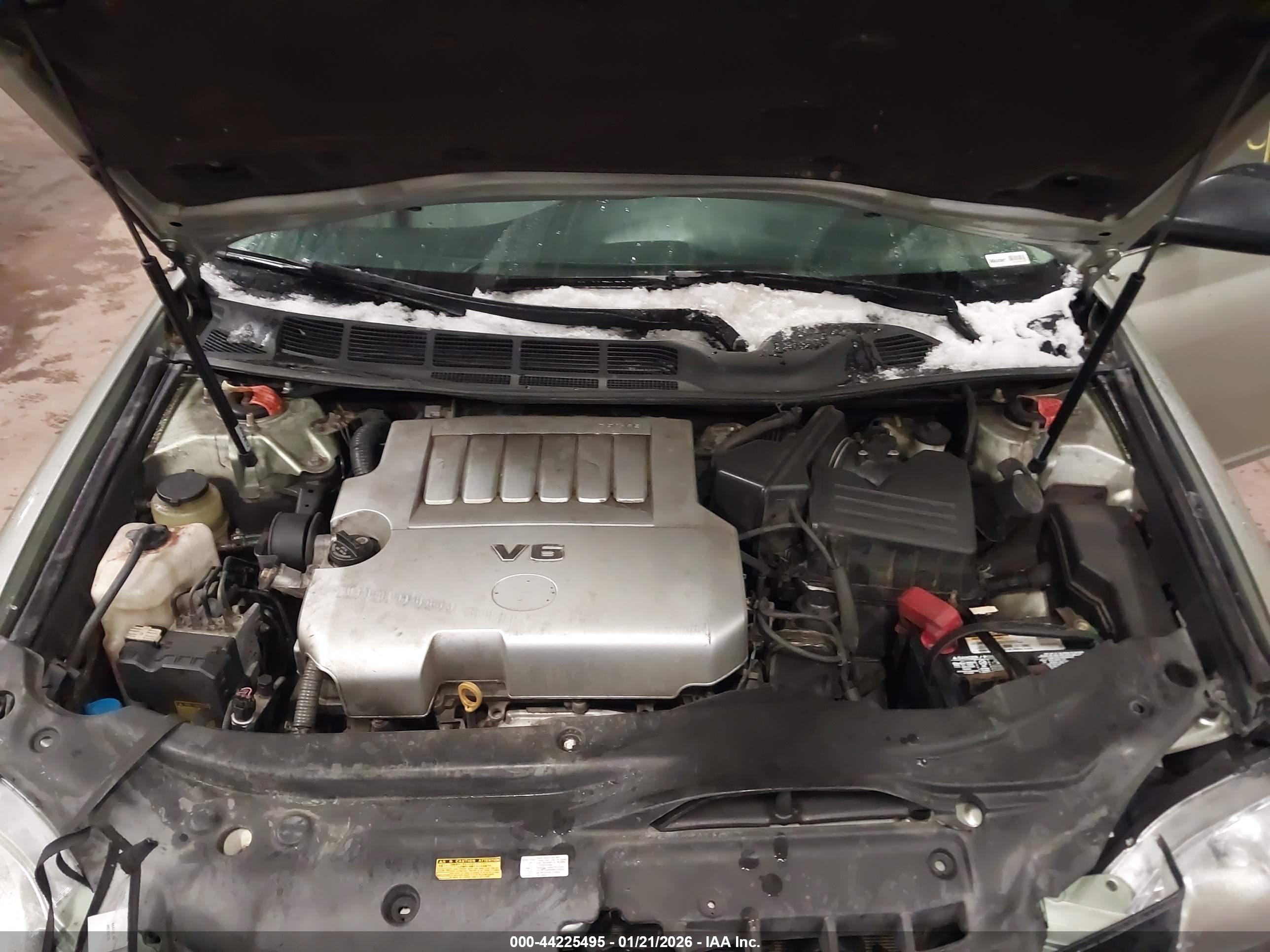 TOYOTA AVALON image 10