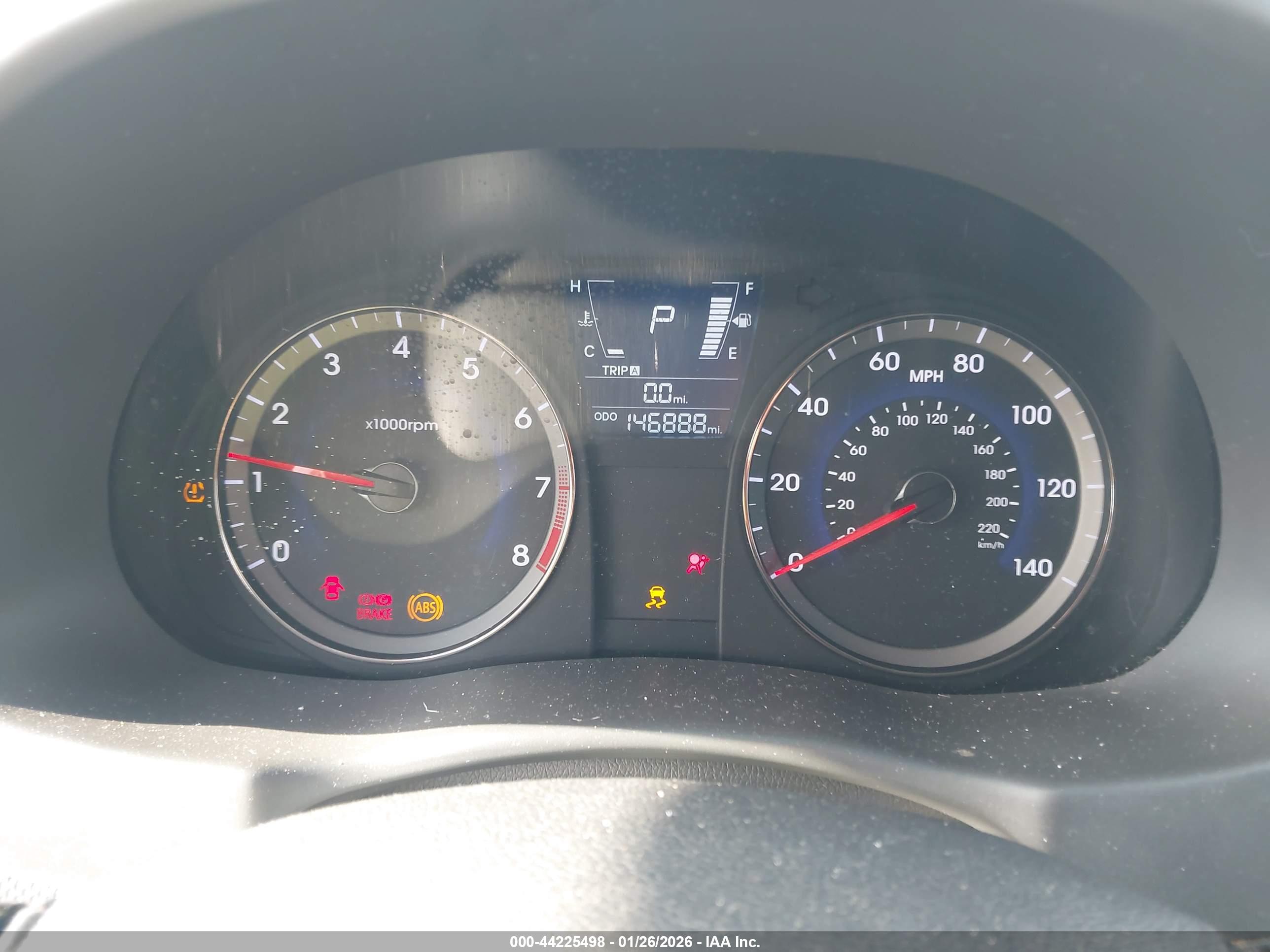 HYUNDAI ACCENT image 7