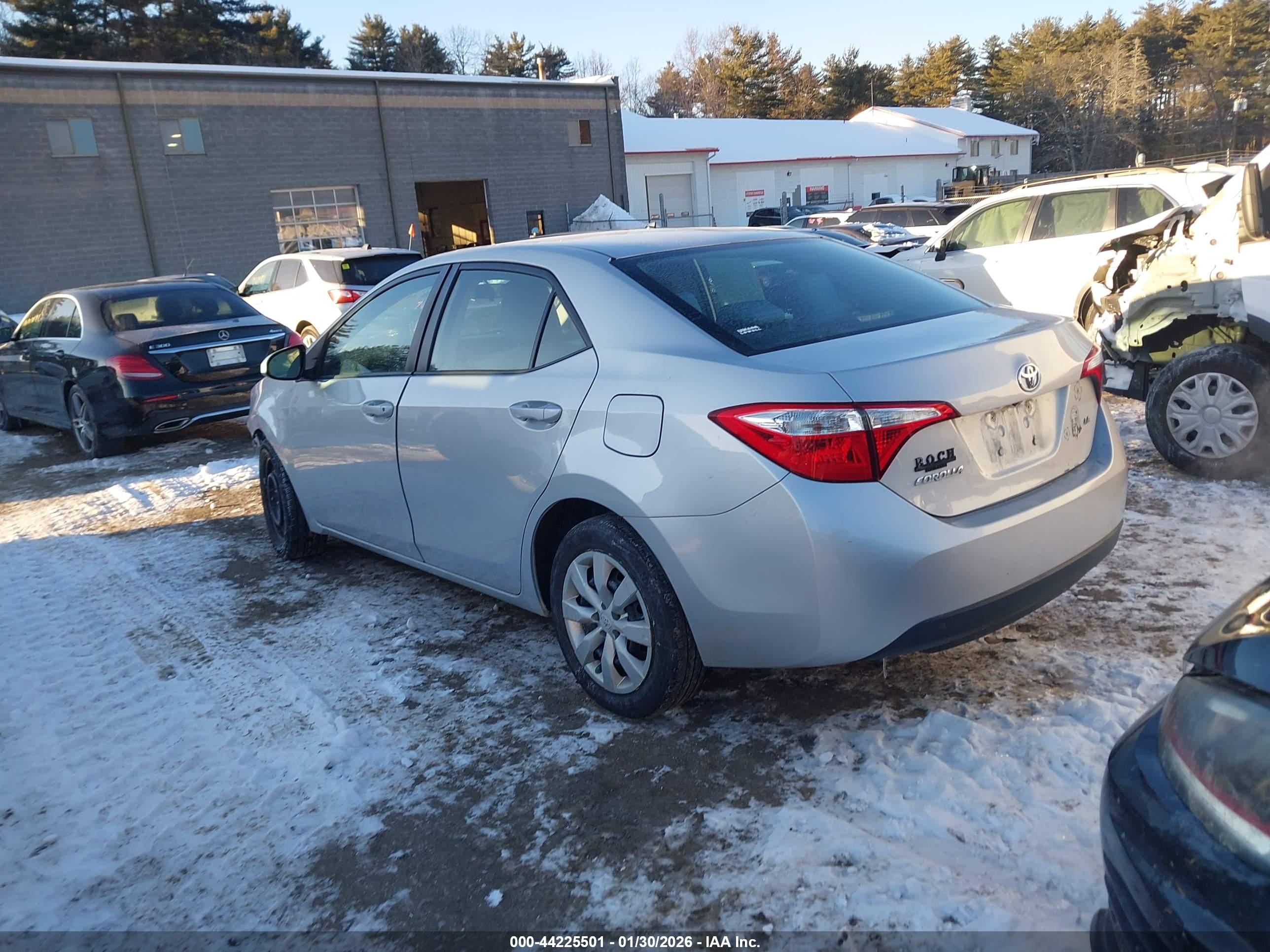TOYOTA COROLLA image 3