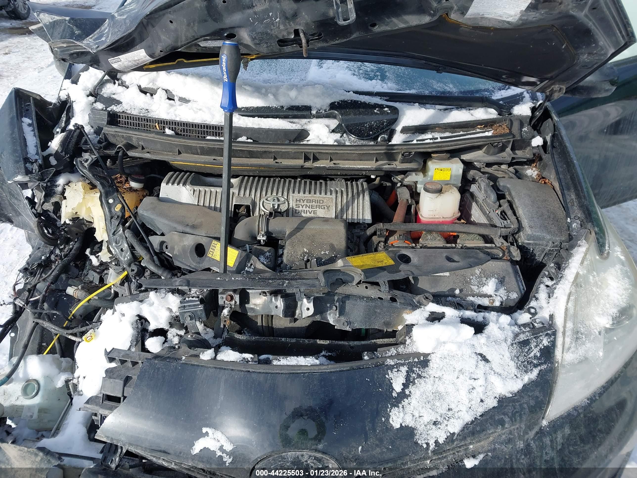 TOYOTA PRIUS image 10