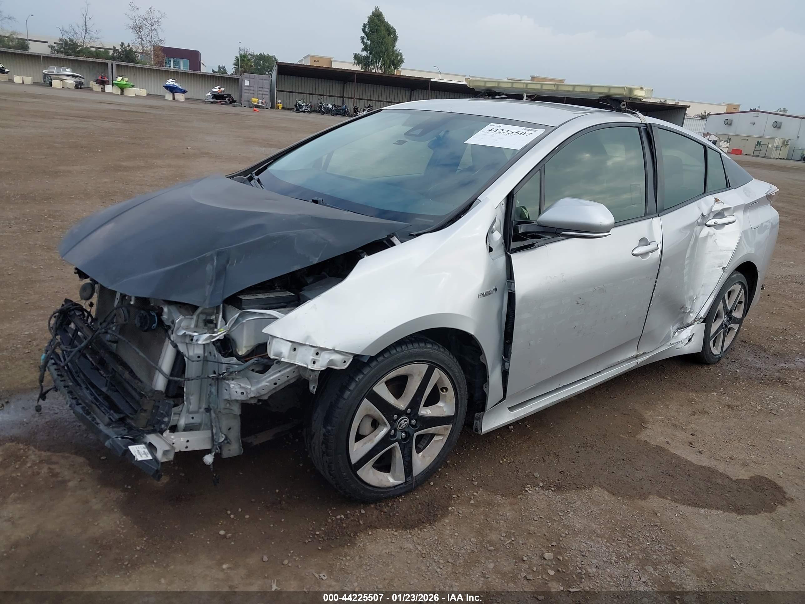 TOYOTA PRIUS image 2