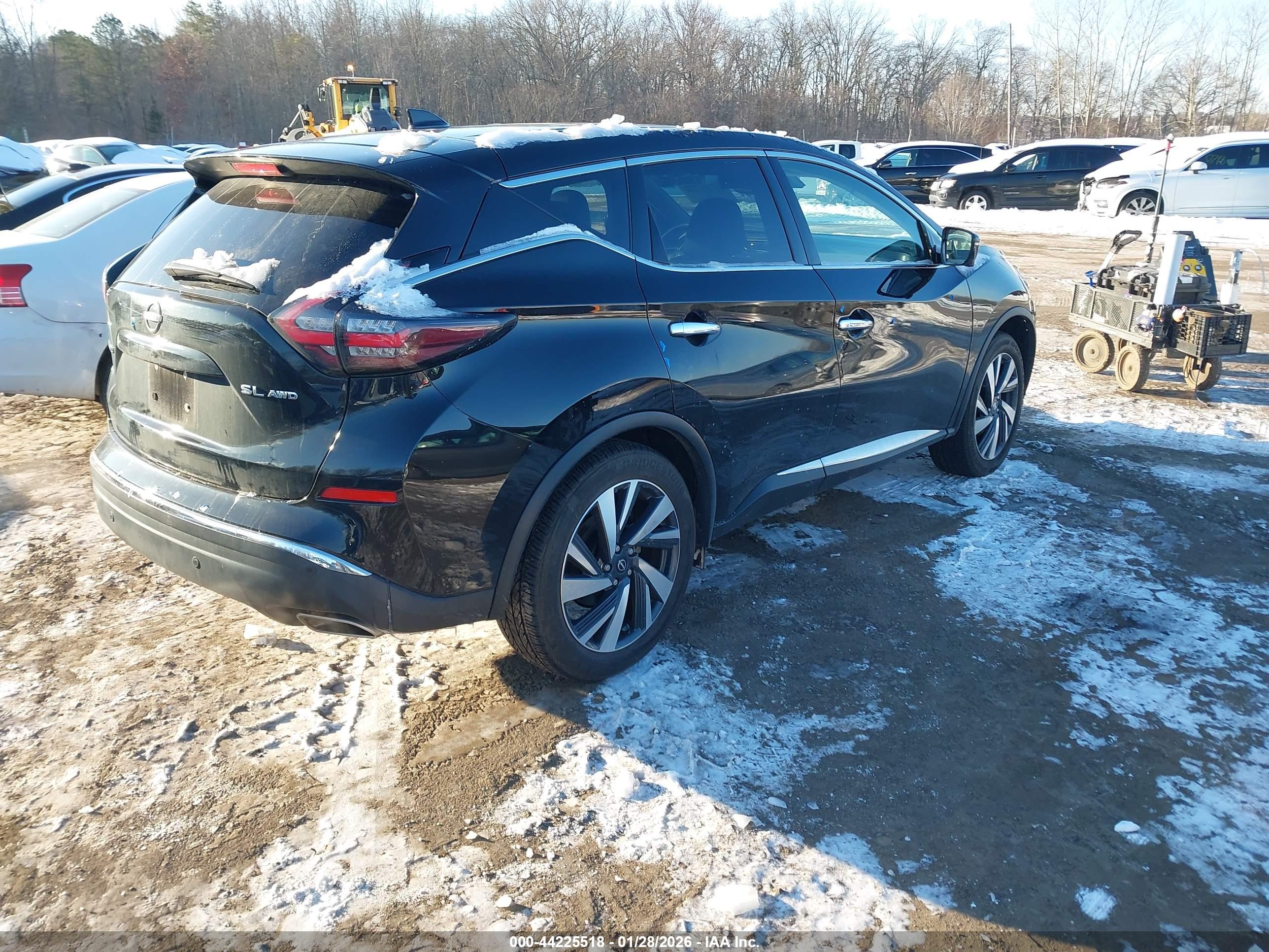 NISSAN MURANO image 4