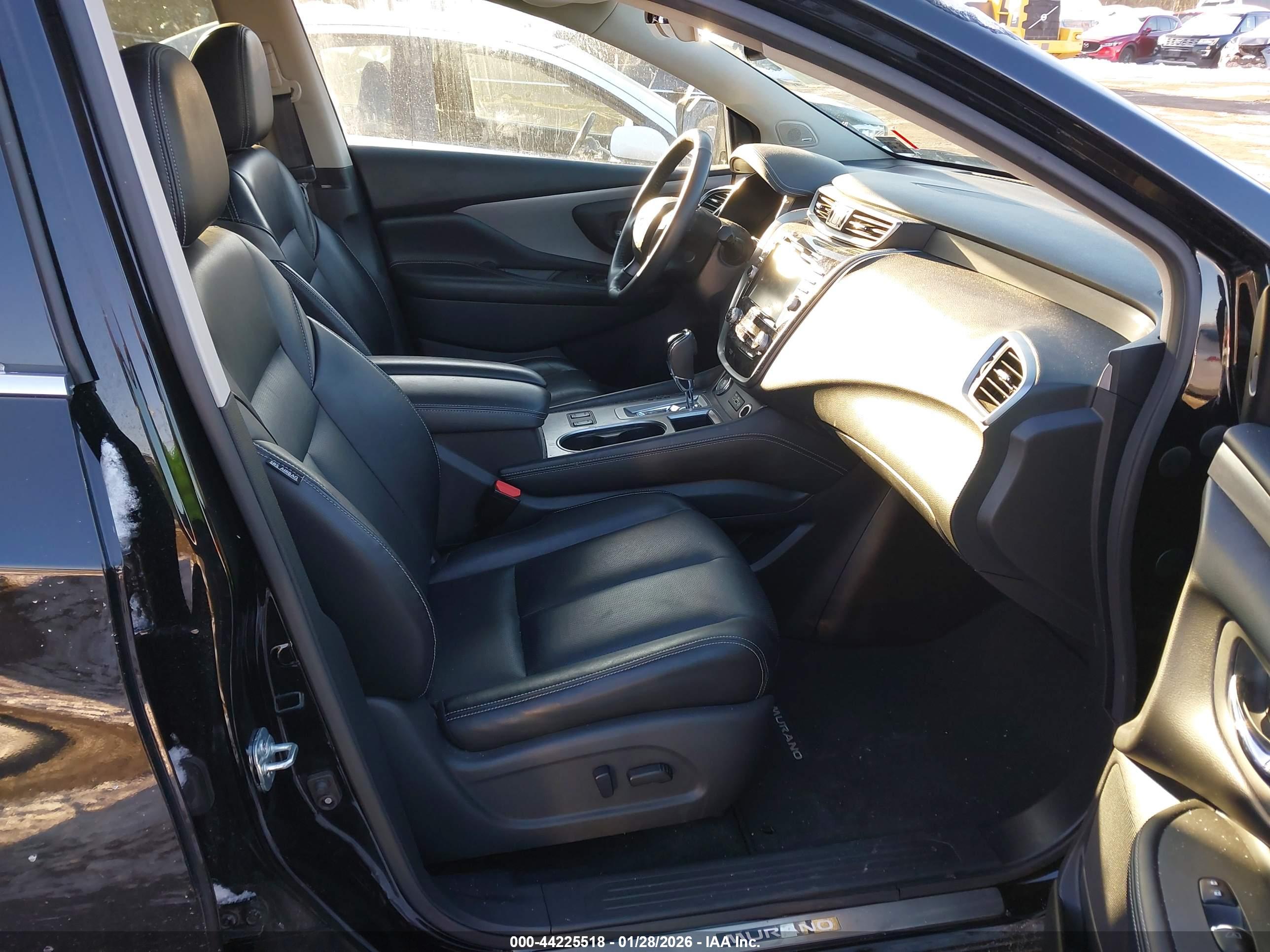 NISSAN MURANO image 5