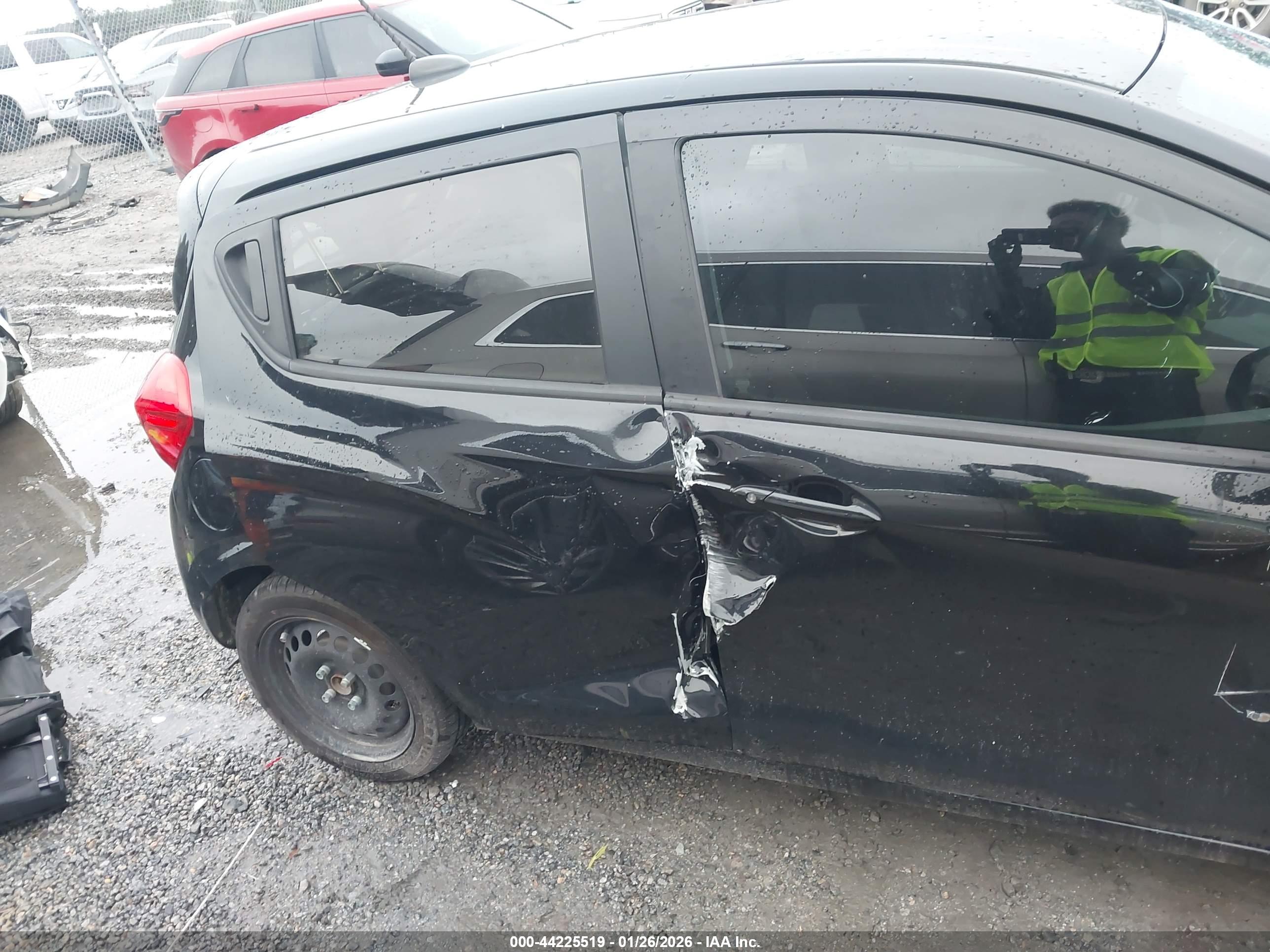 CHEVROLET SPARK image 6