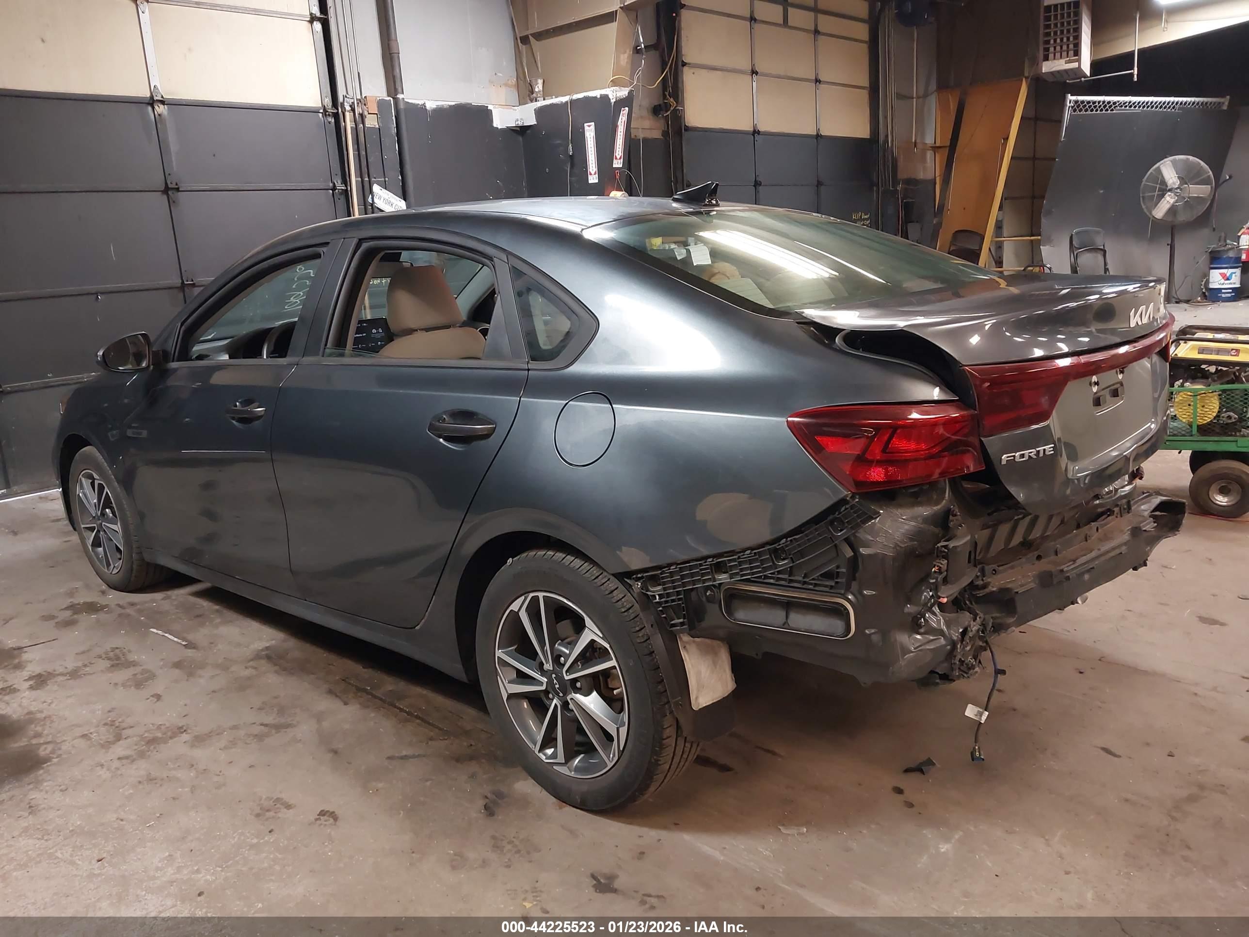 KIA FORTE image 3