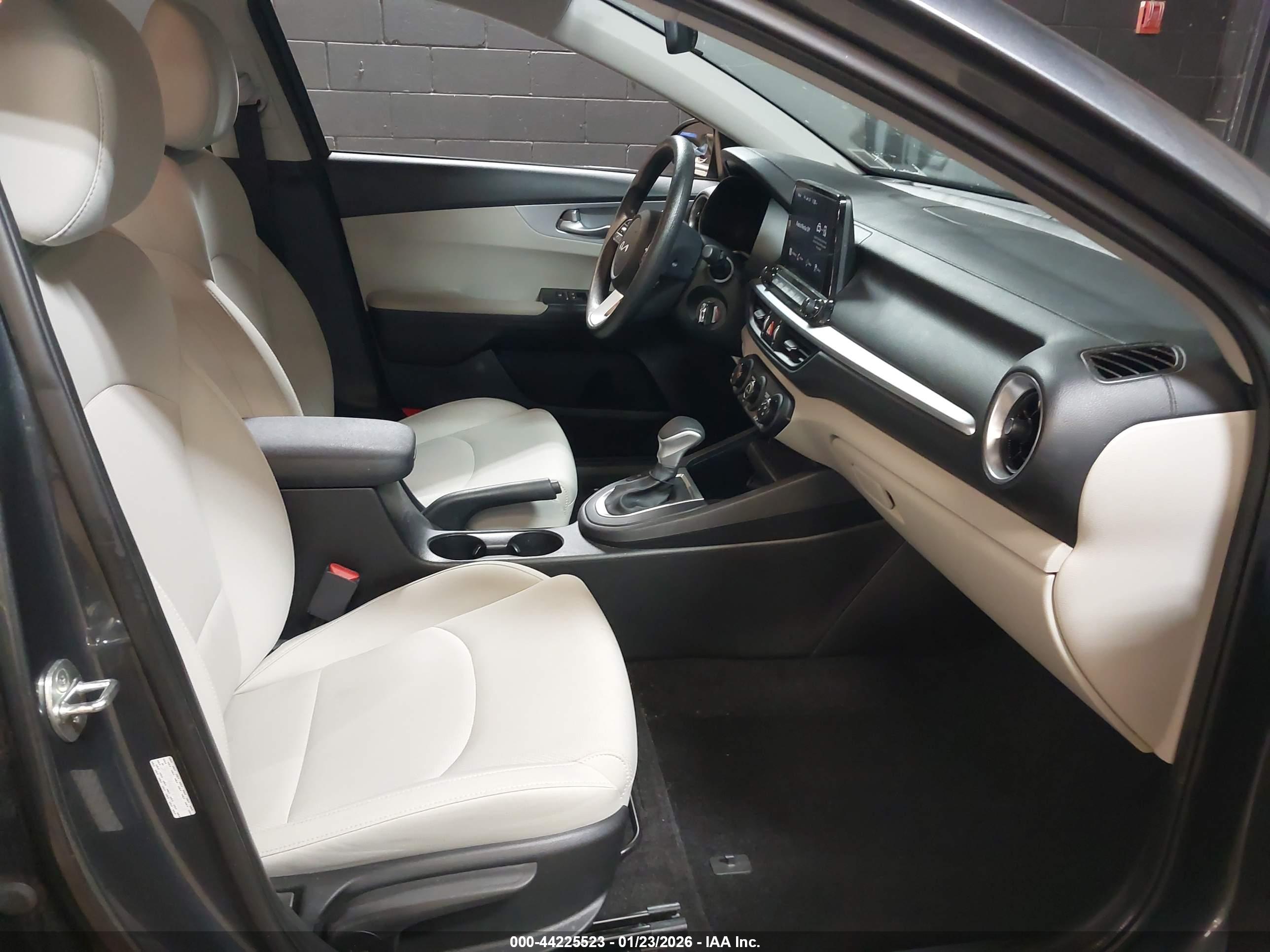 KIA FORTE image 5