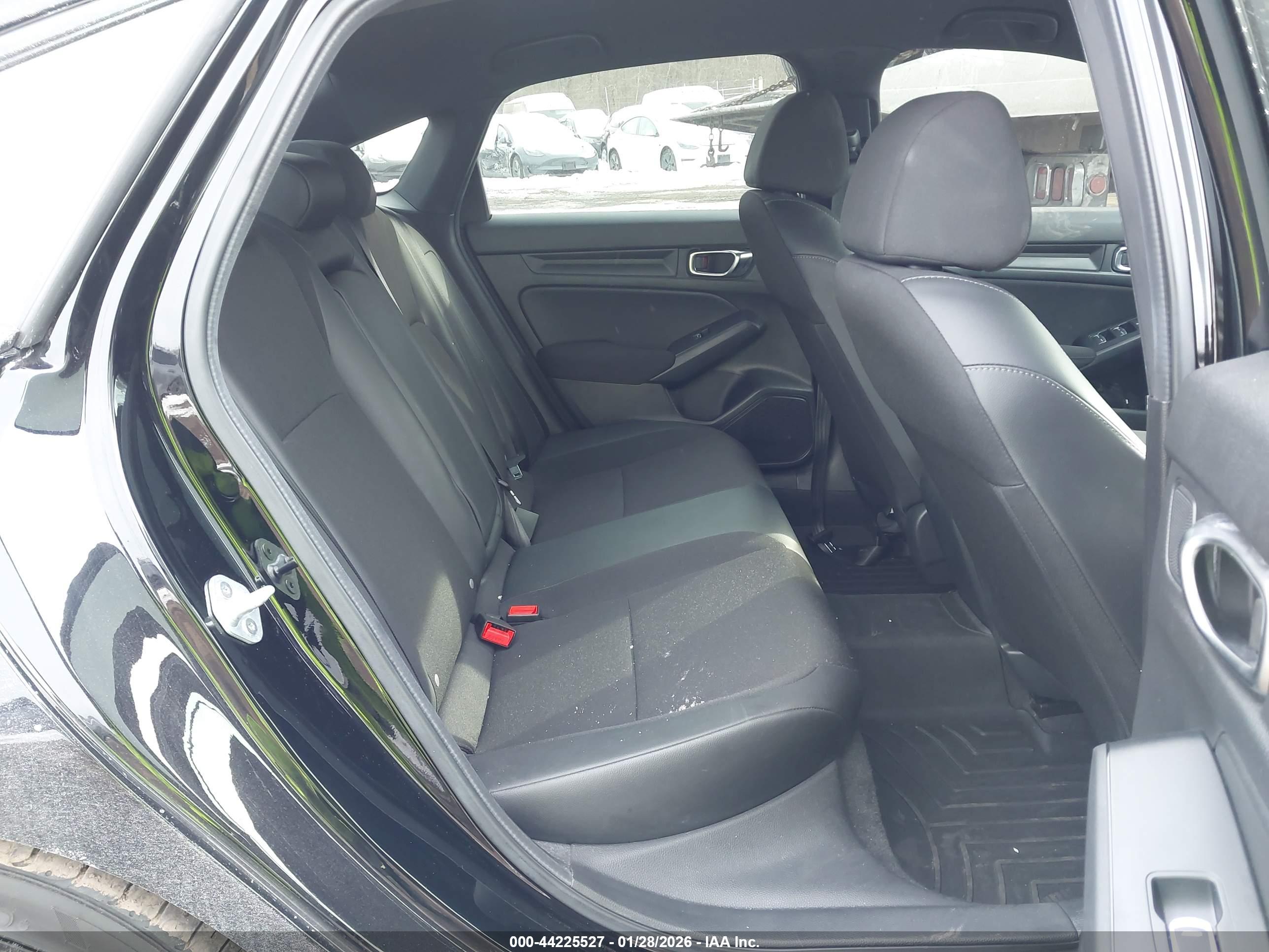 HONDA CIVIC image 8