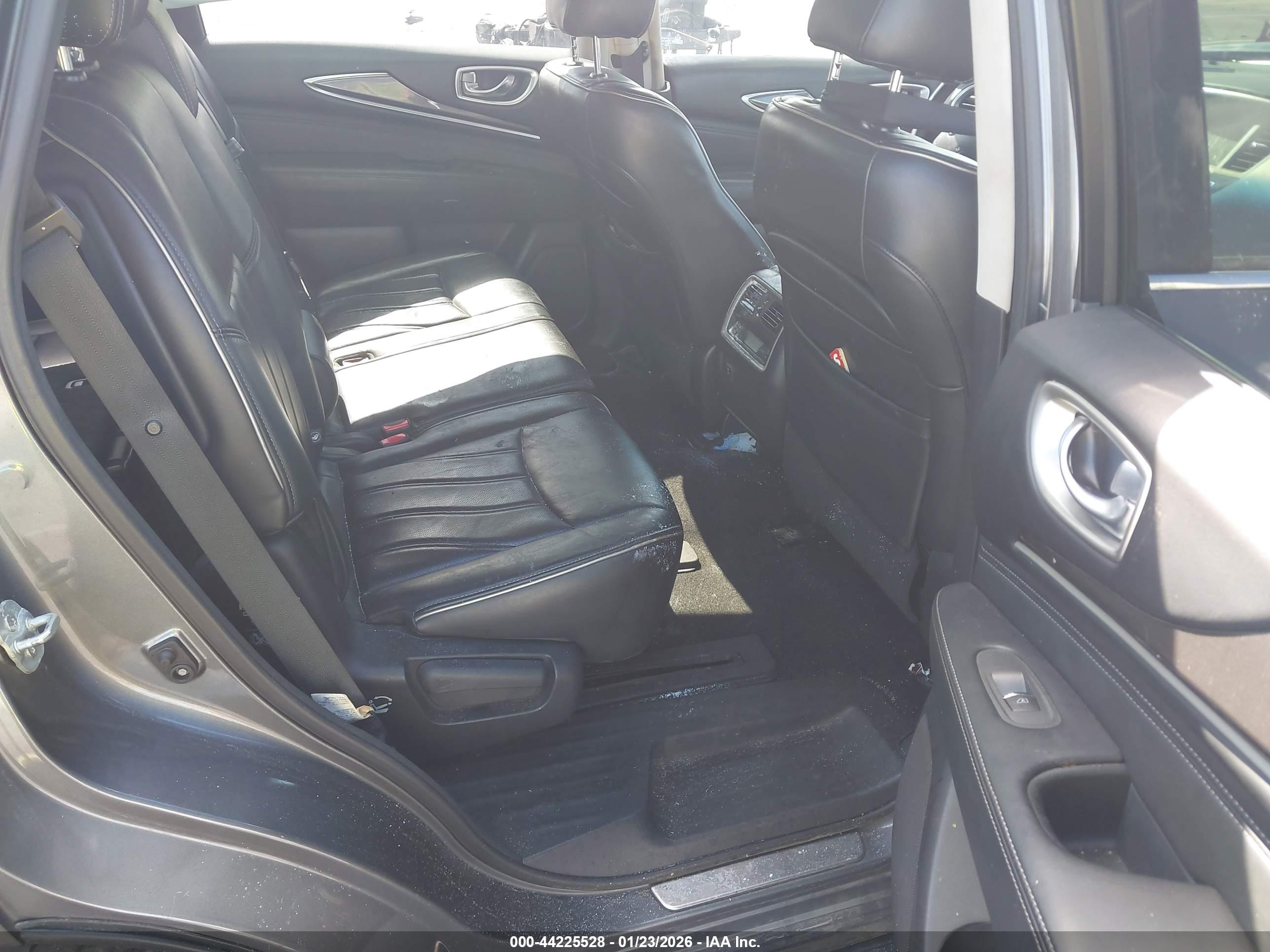 INFINITI QX60 image 8