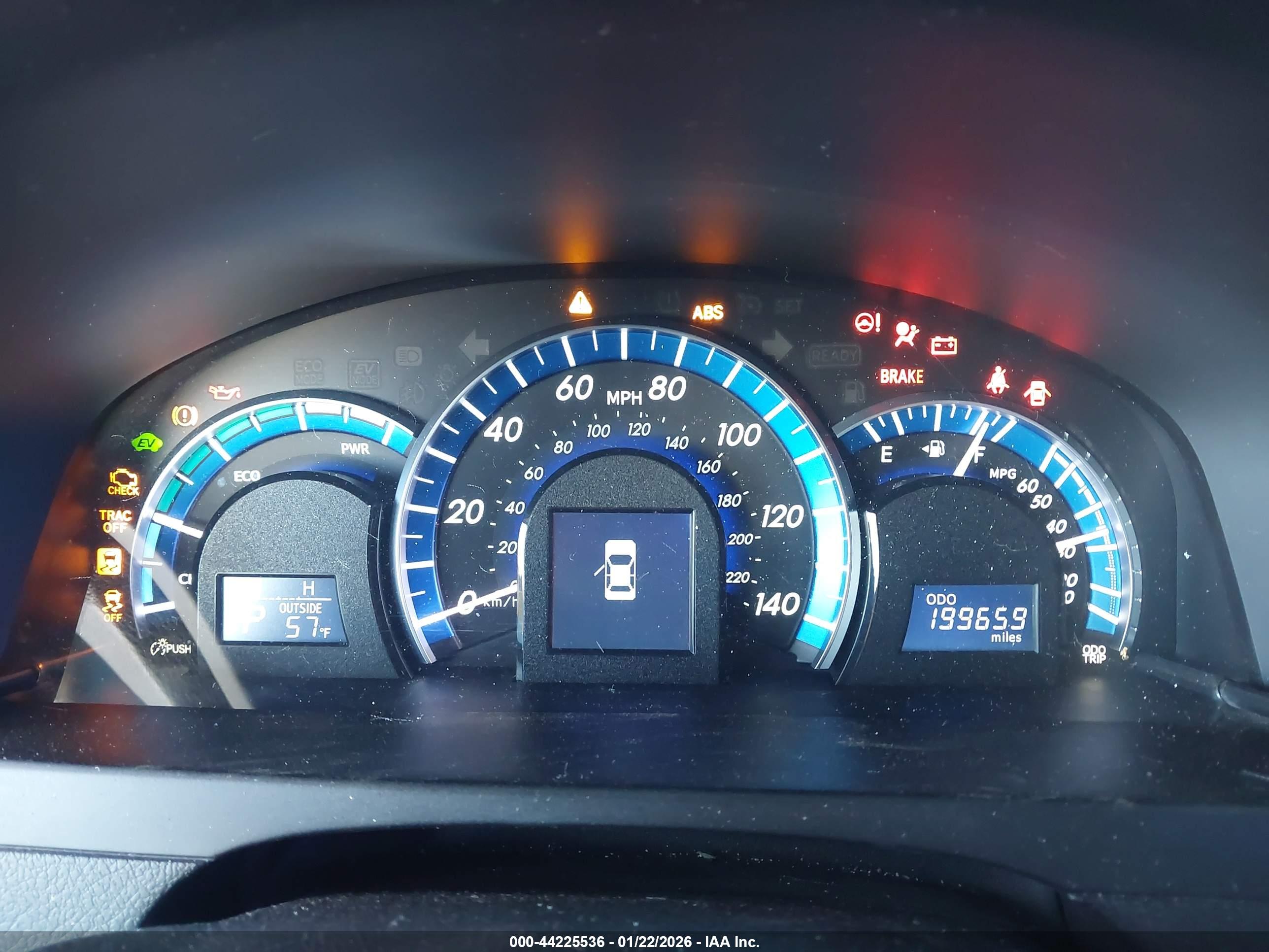 TOYOTA CAMRY image 7