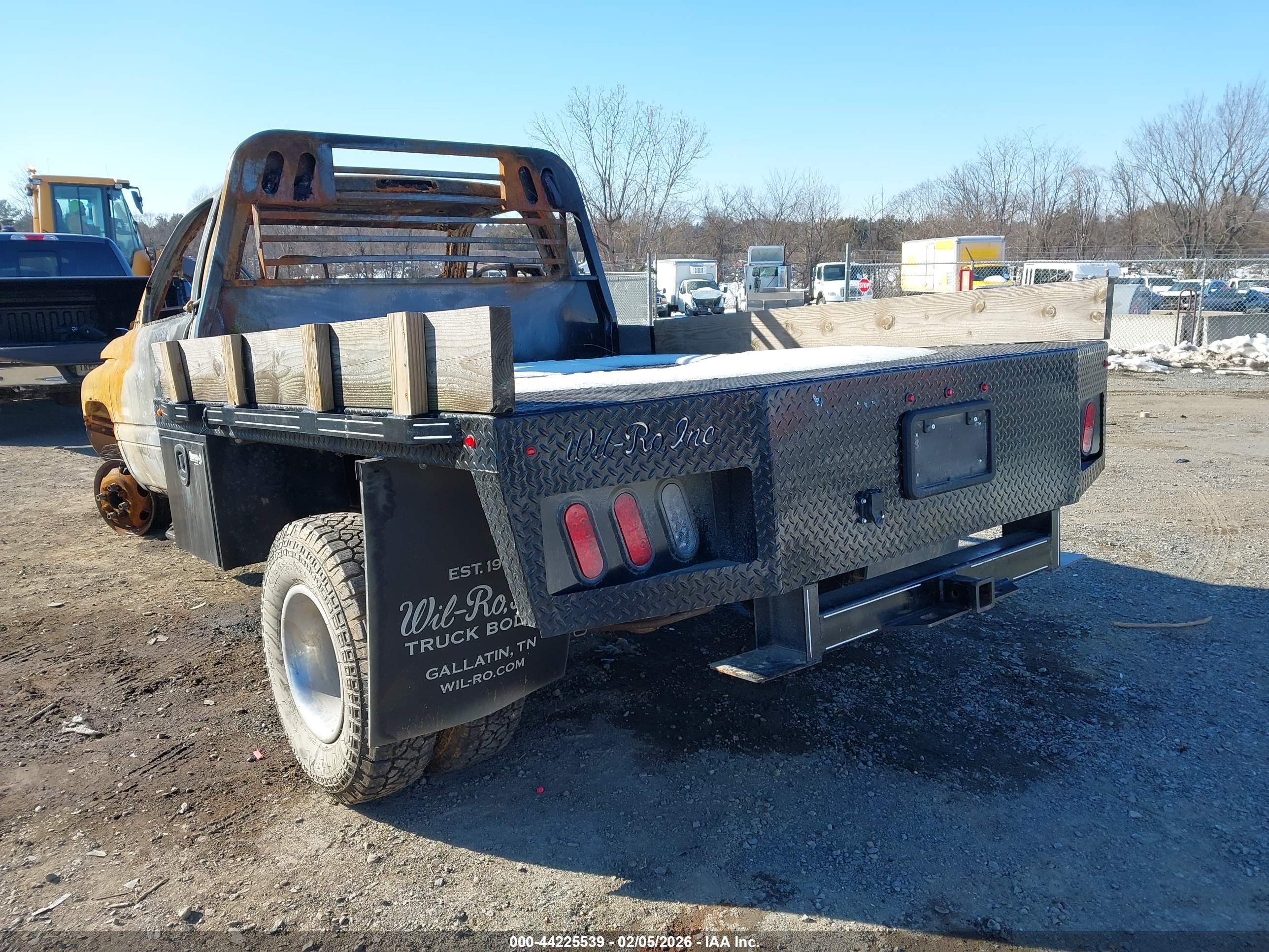 DODGE RAM image 3