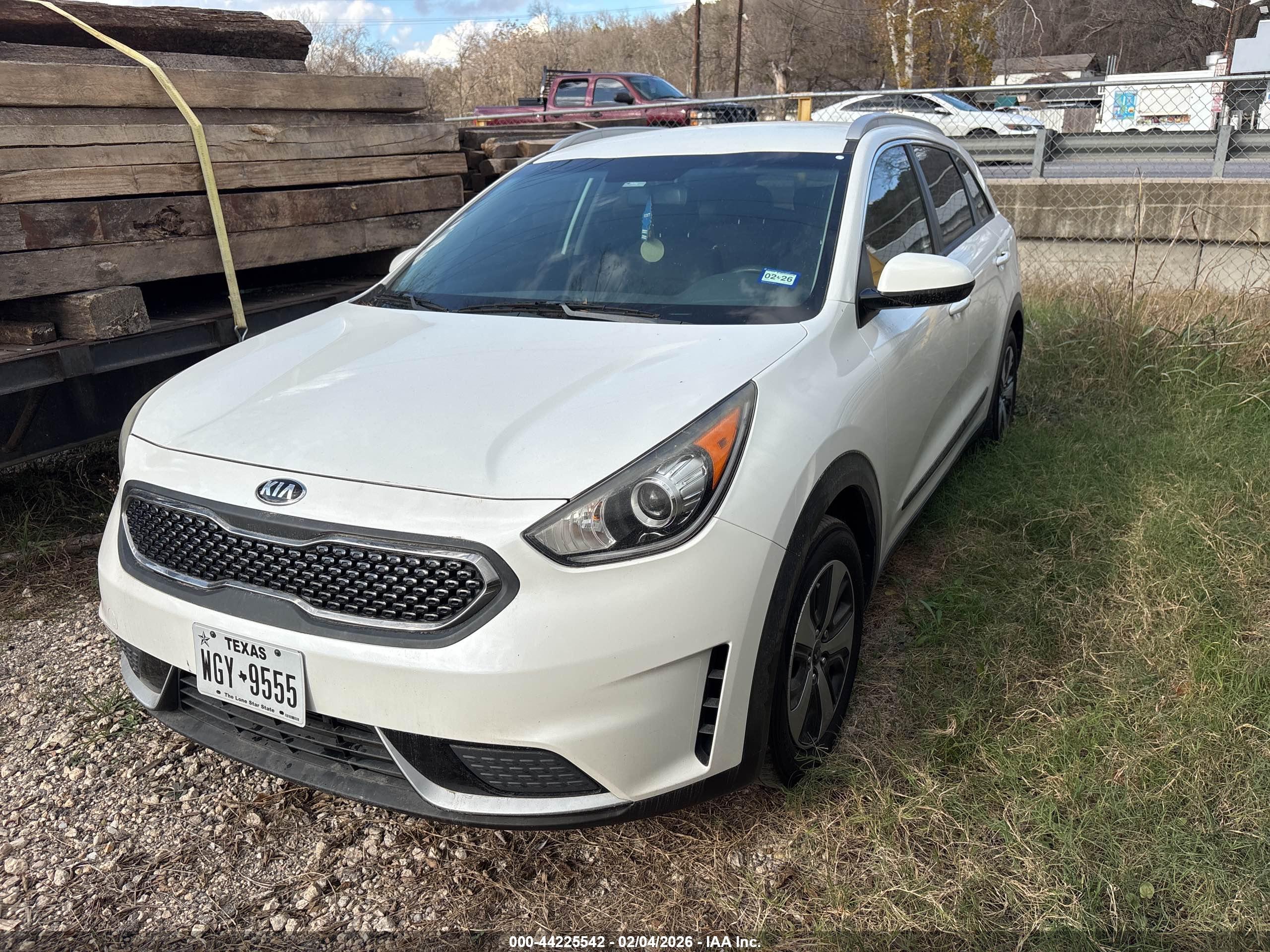 KIA NIRO image 2
