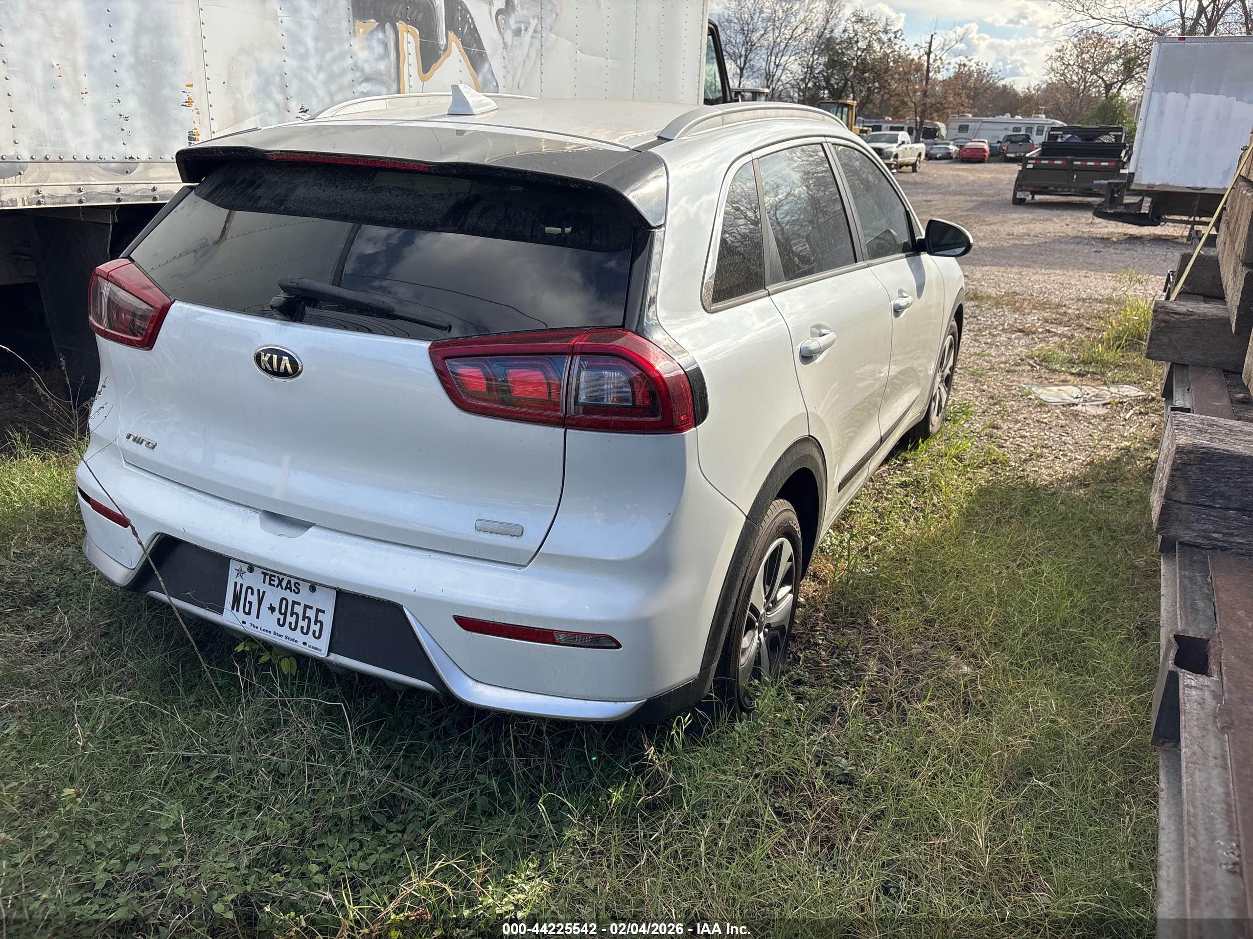 KIA NIRO image 4