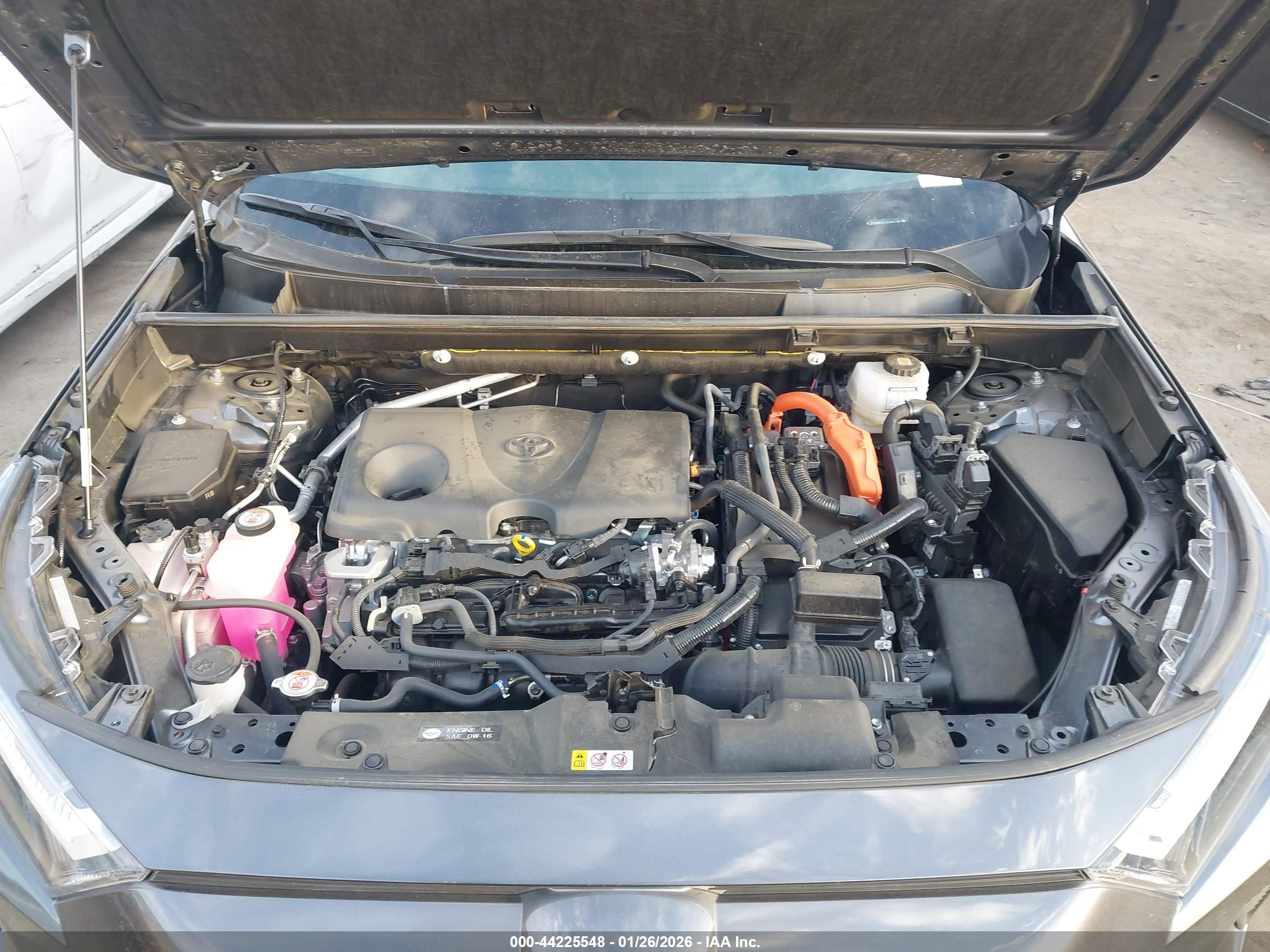 TOYOTA RAV4 image 10
