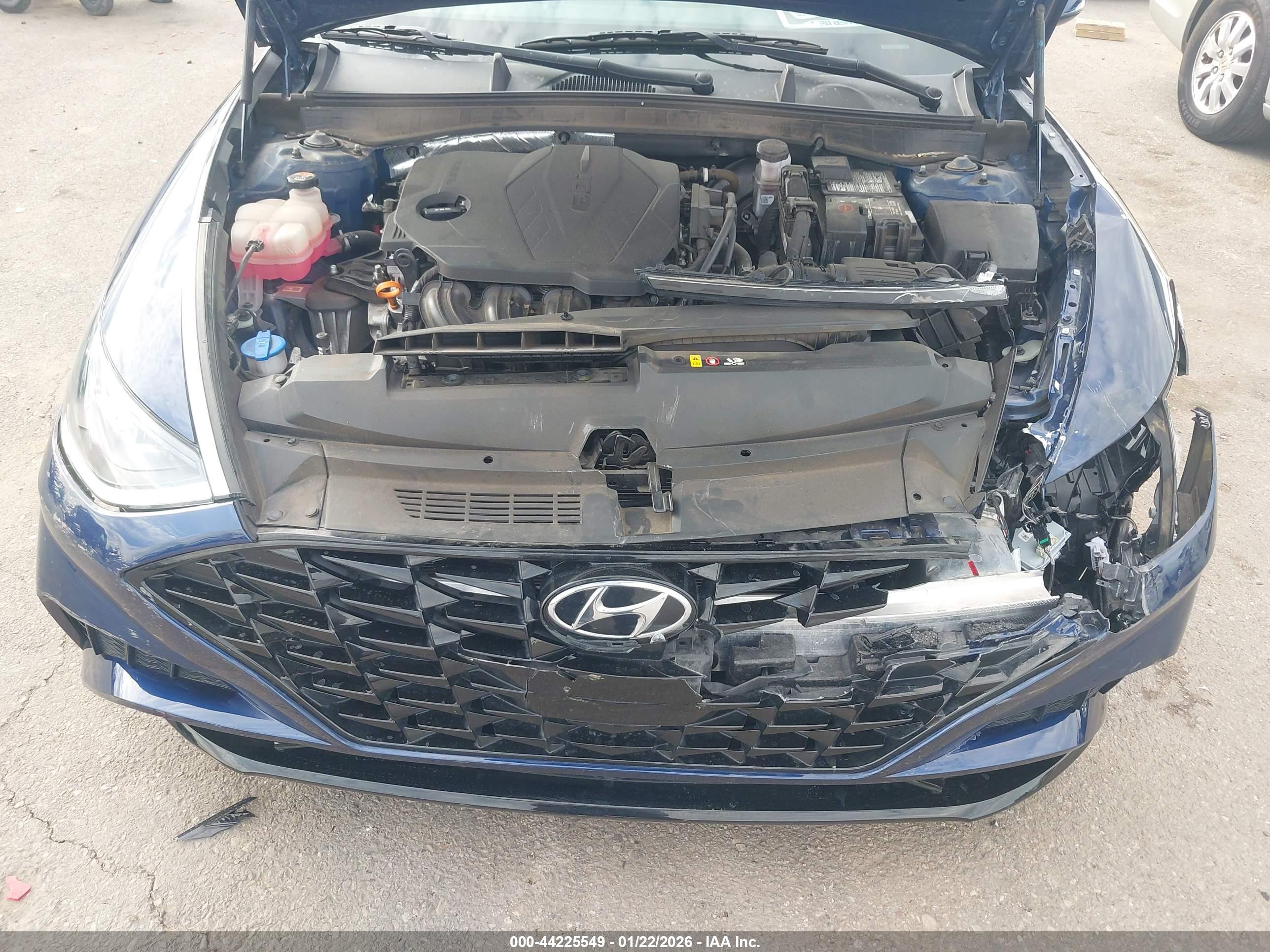 HYUNDAI SONATA image 10